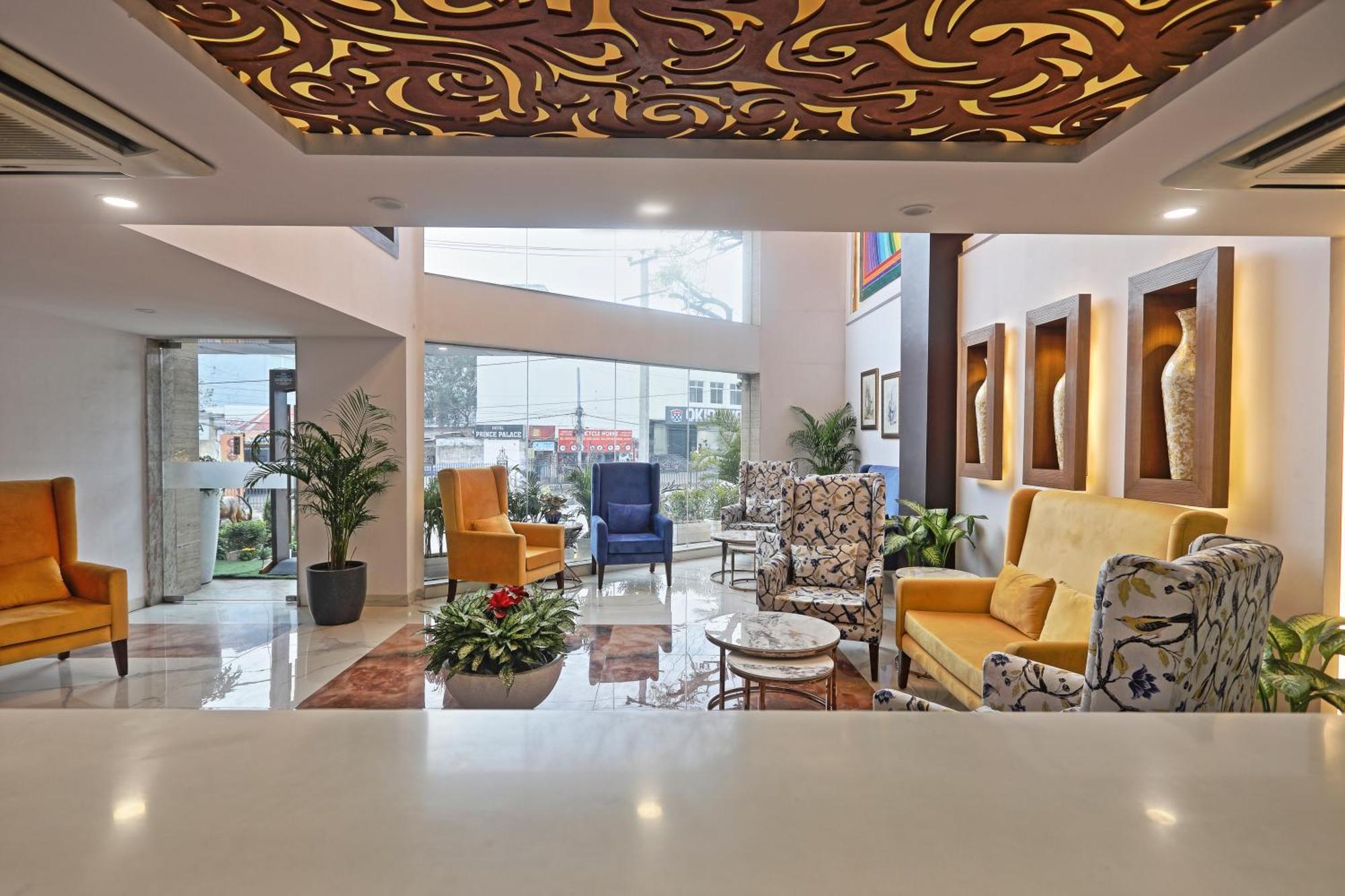 Luxury Suit Delhi Airport Hotel New Delhi