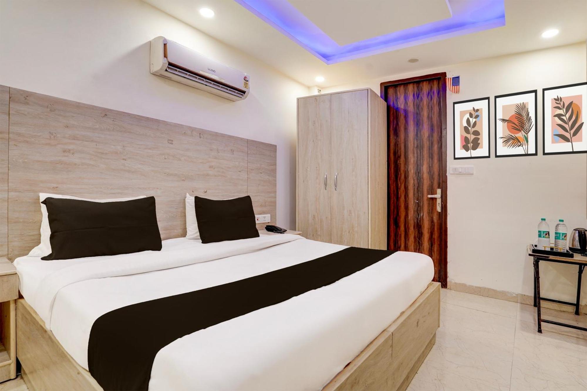 Hotel O Delhi Airport 4*