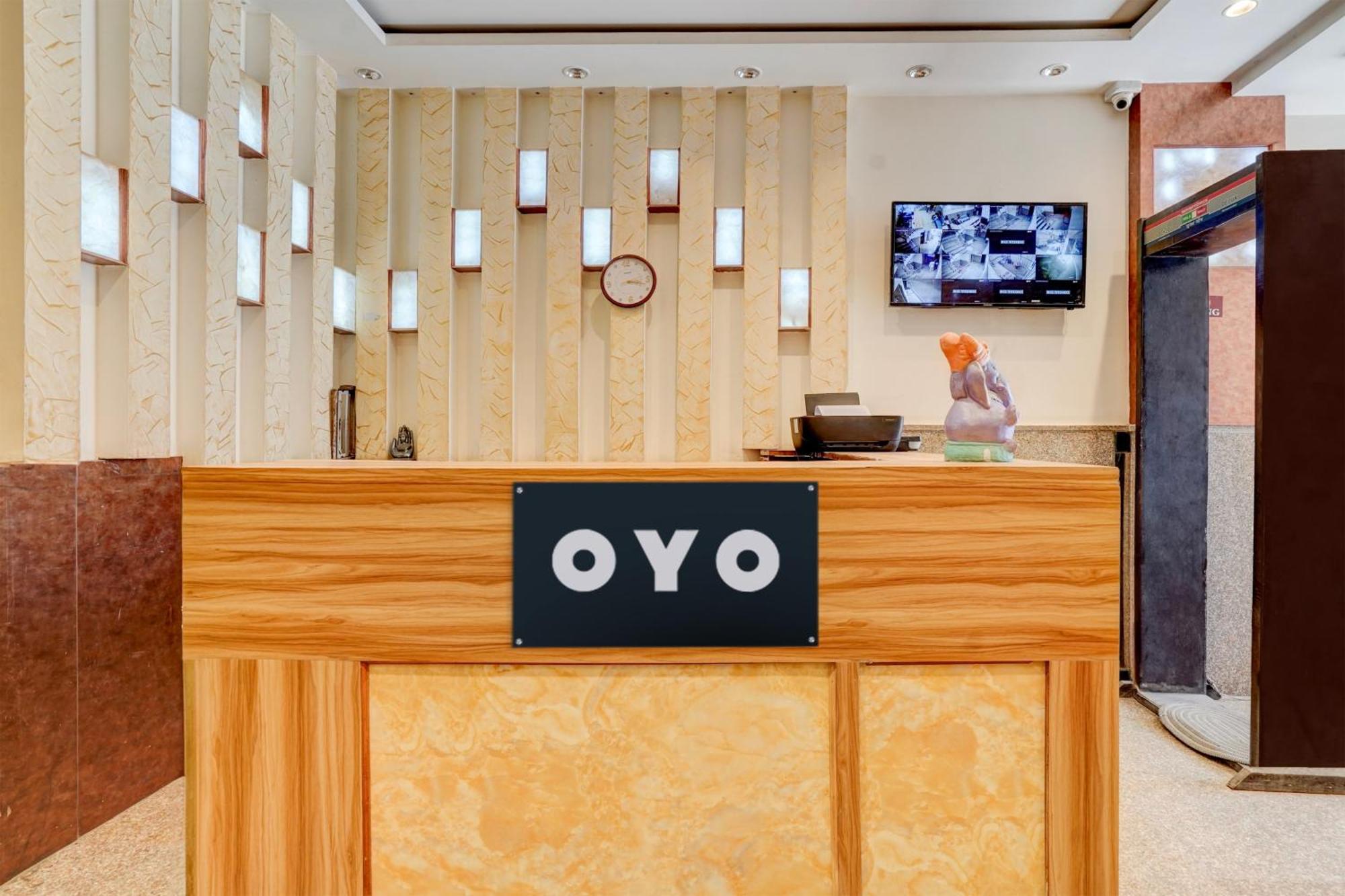 Hotel O Delhi Airport 4*