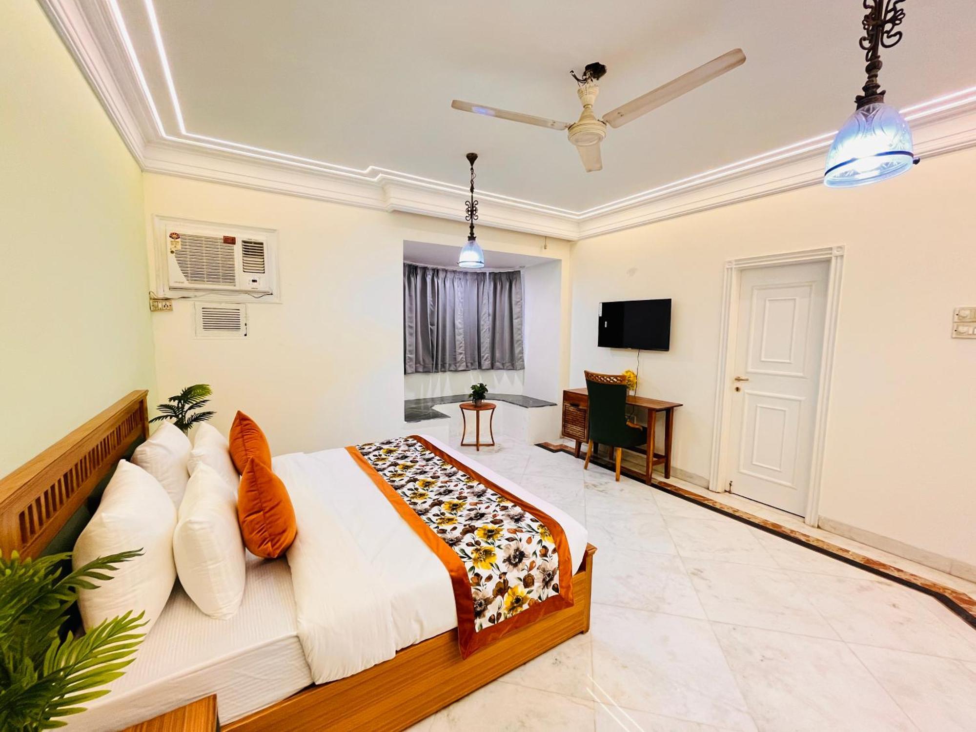 Gulmohar Residency, Hauz Khas New Delhi, Couple Friendly Hotel New Delhi