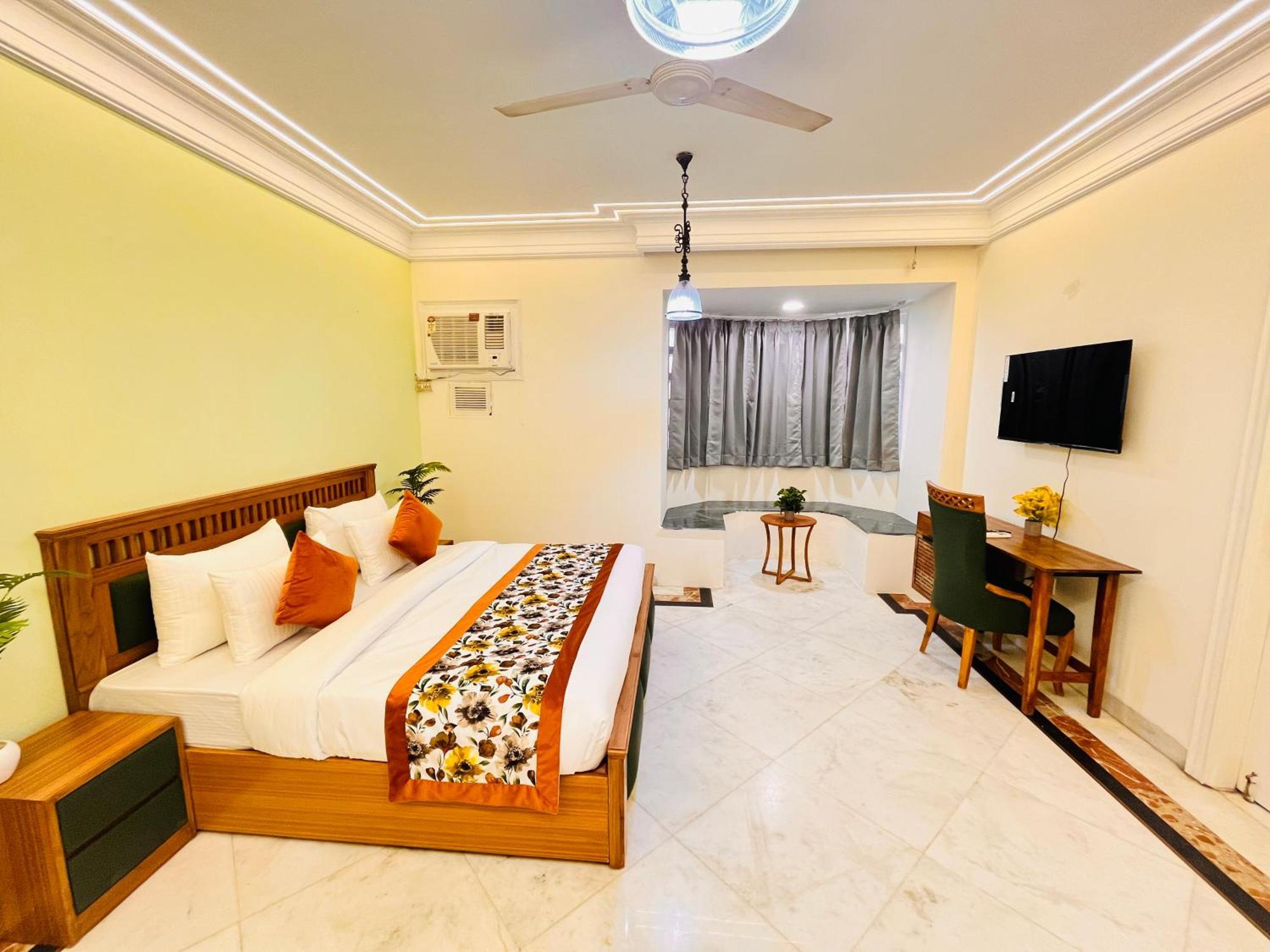 Gulmohar Residency, Hauz Khas New Delhi, Couple Friendly 3*