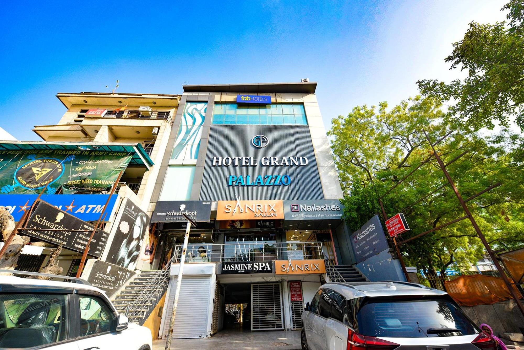 Fabhotel Grand Palazzo 3* Delhi (National Capital Territory of India)