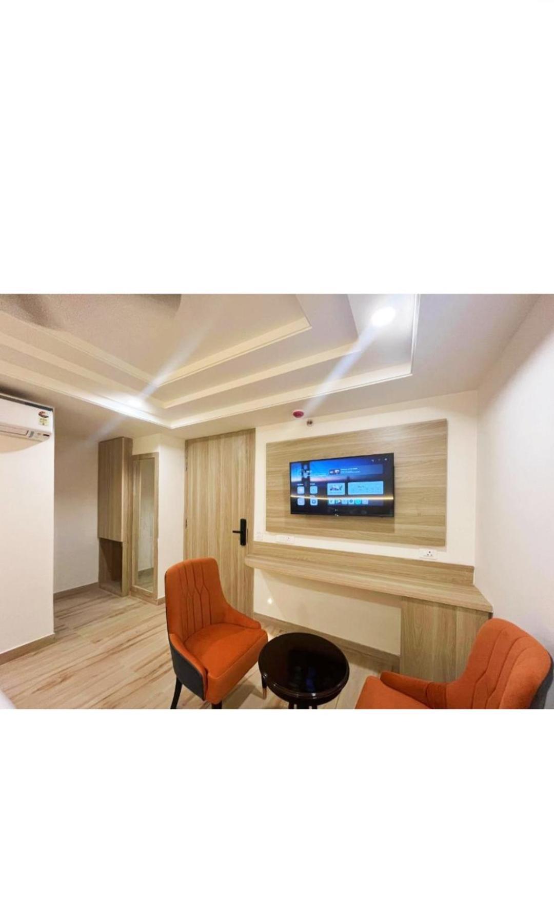 Soft Petal Residency Near Delhi International Airport