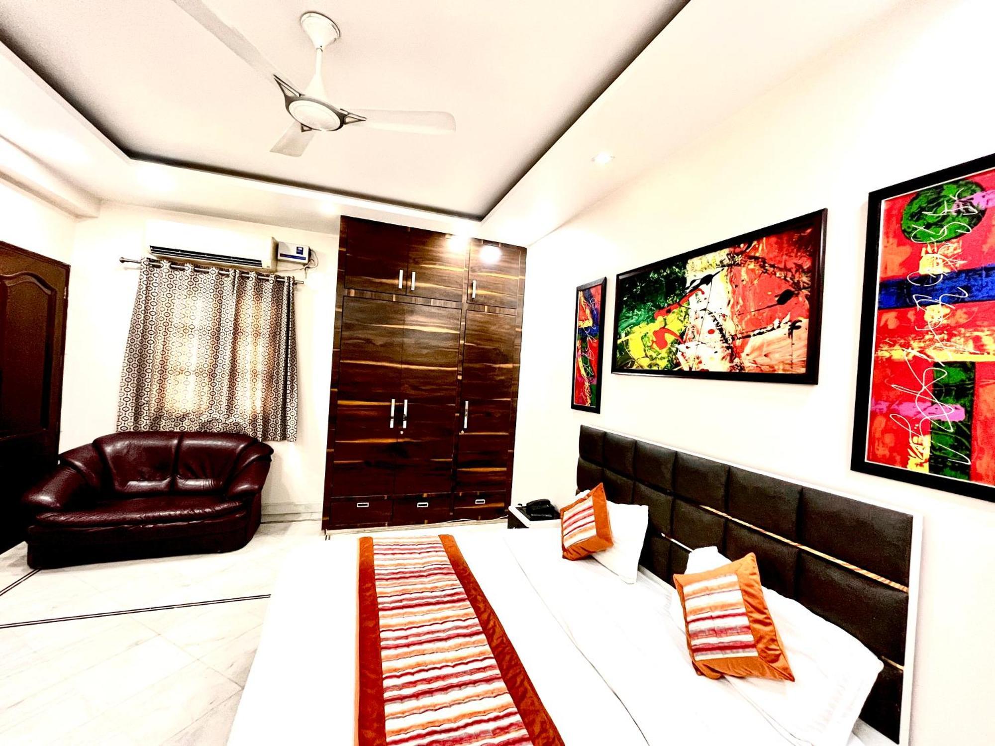 South - Park Near Hauz Khas South Delhi Hotel 3*