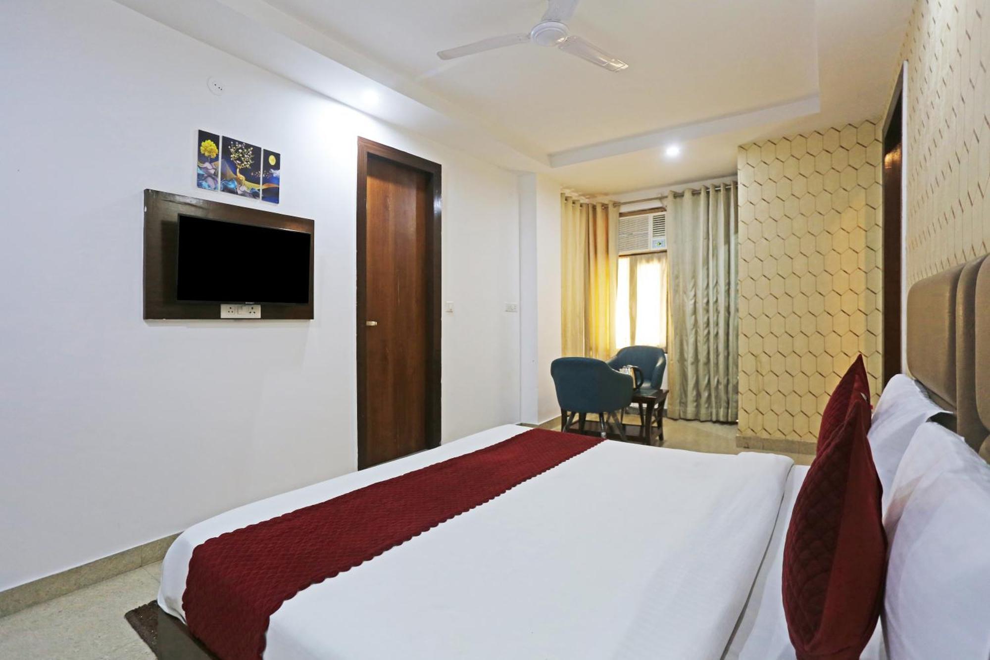 Ambs Plaza A Family Near Igi Airport Delhi Guest house