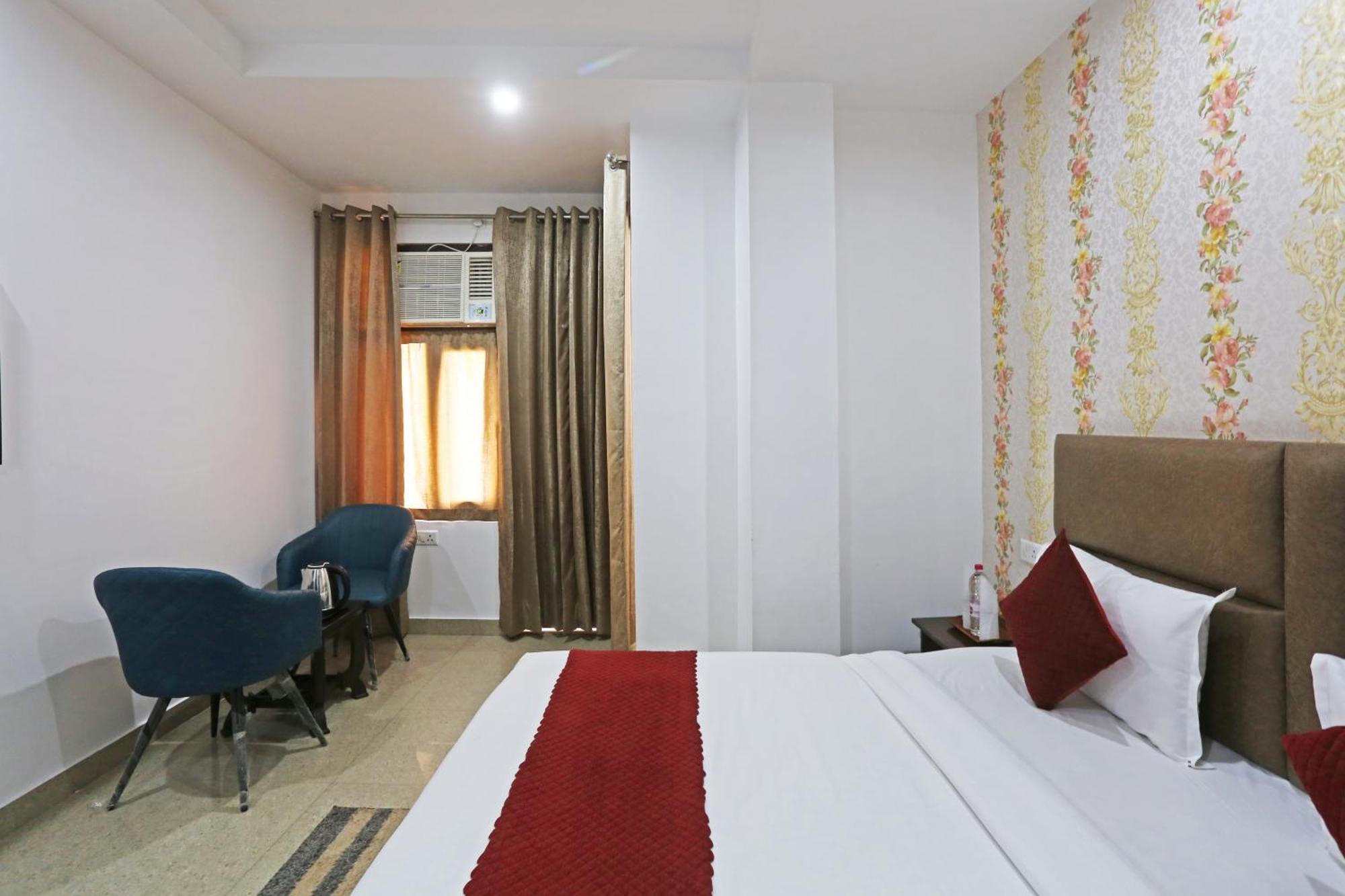 Ambs Plaza A Family Near Igi Airport Delhi Guest house *