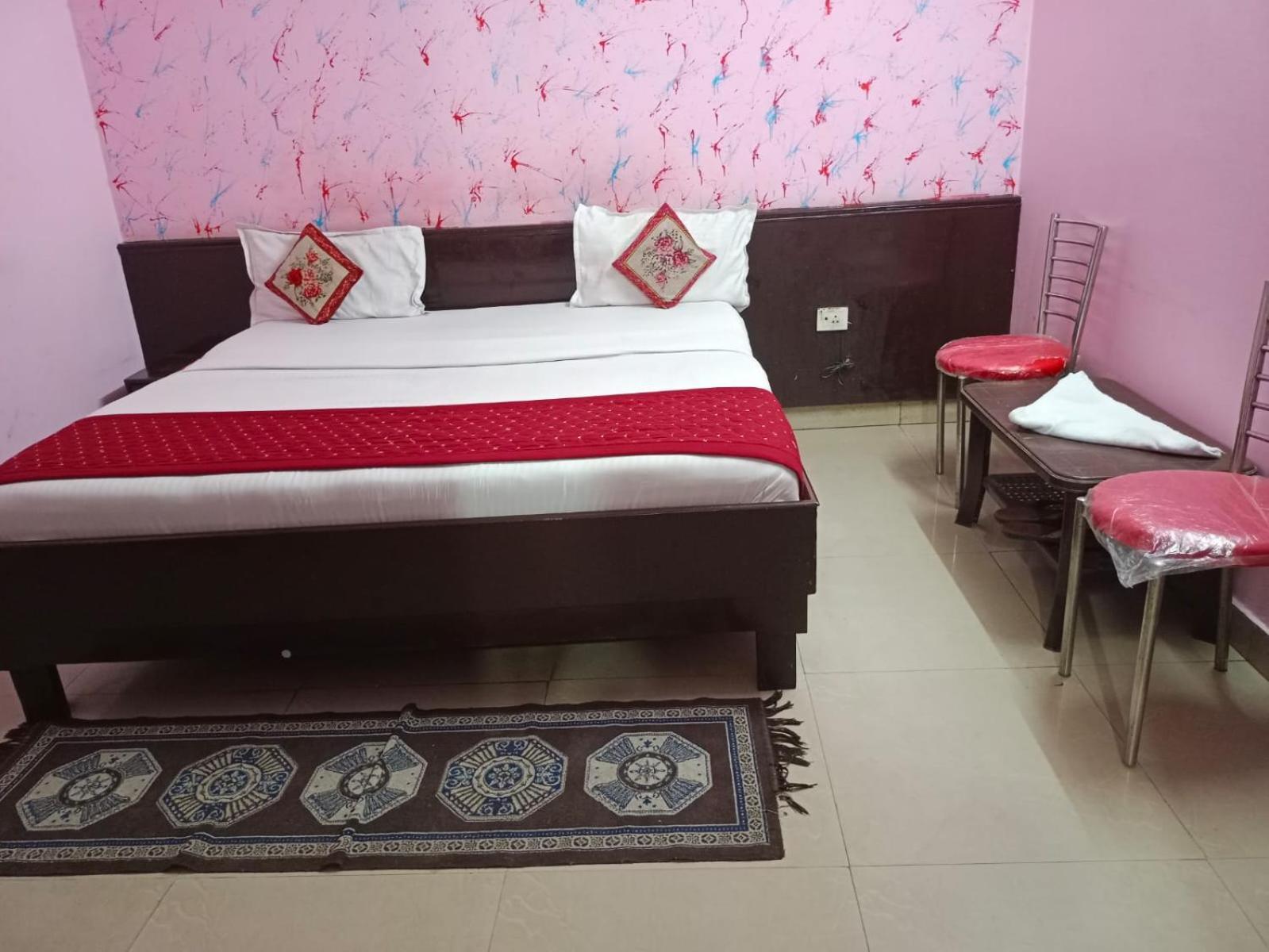 Hotel Airport Pariksheet