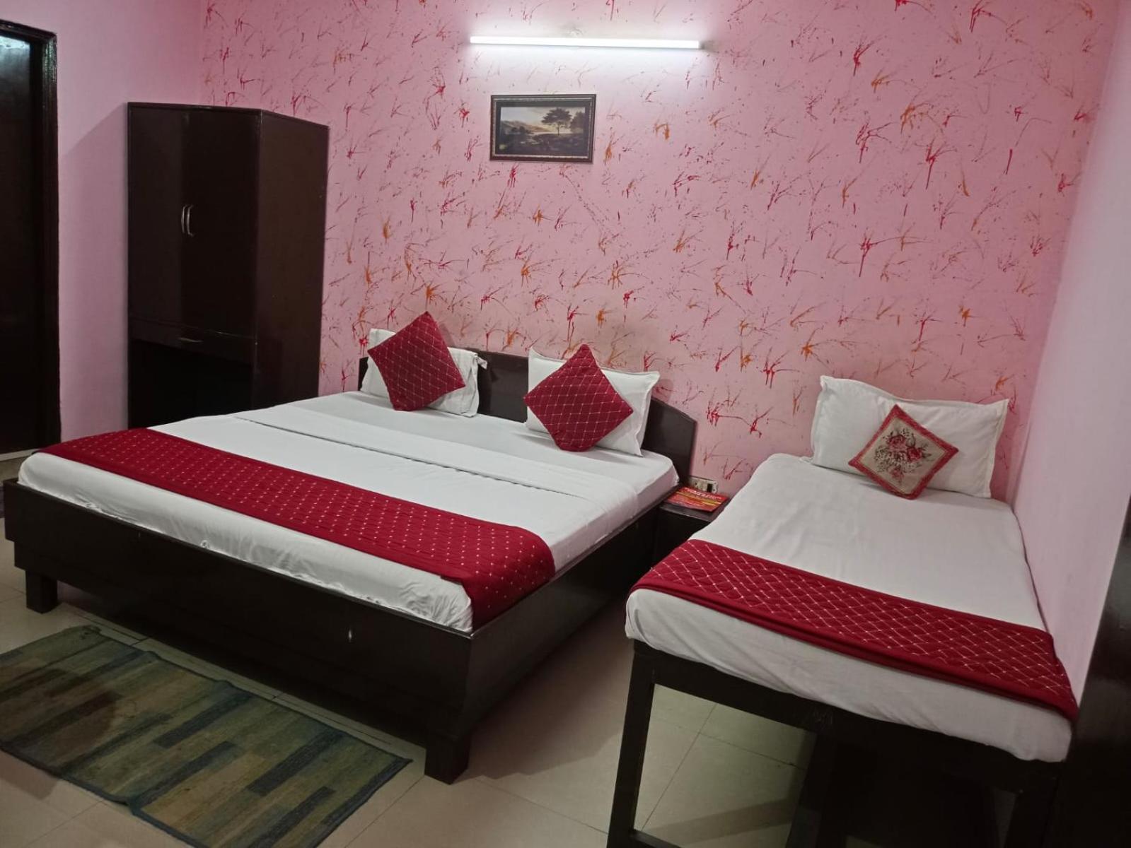 Airport Pariksheet Hotel