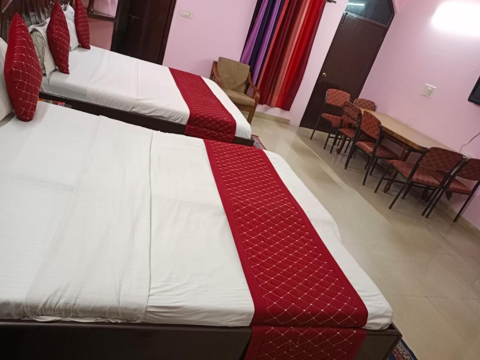 Hotel Airport Pariksheet