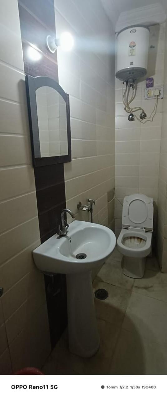 Hotel Airport Pariksheet 2*