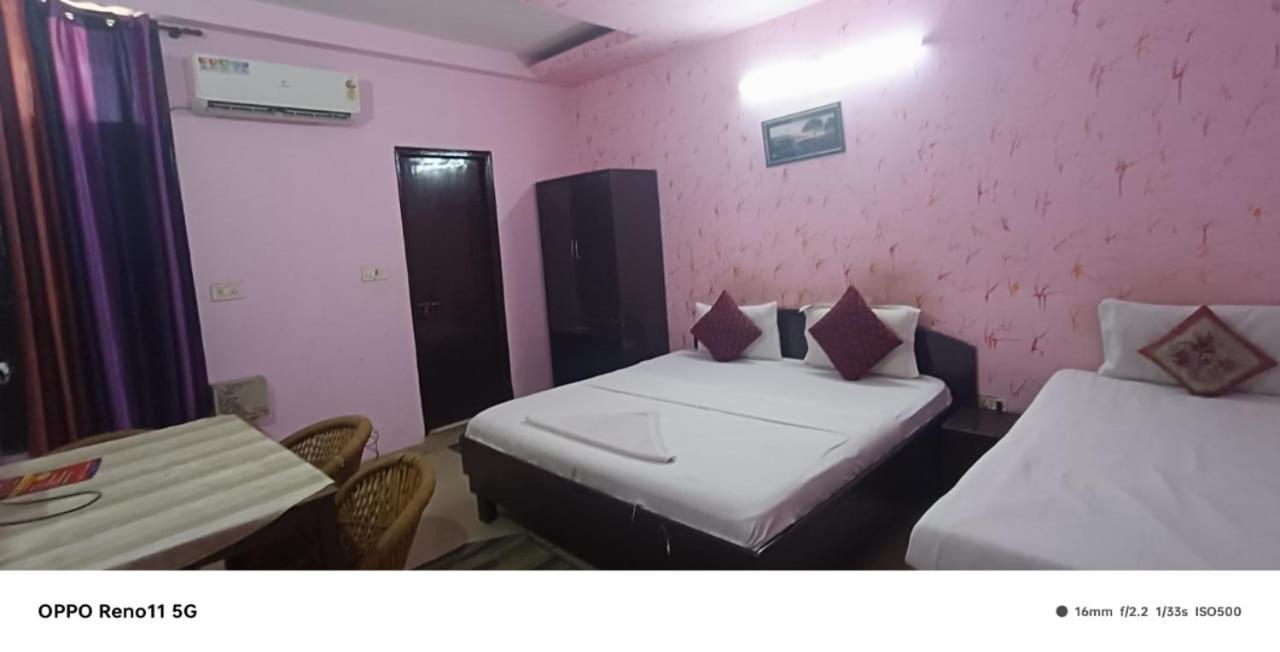 Airport Pariksheet Hotel