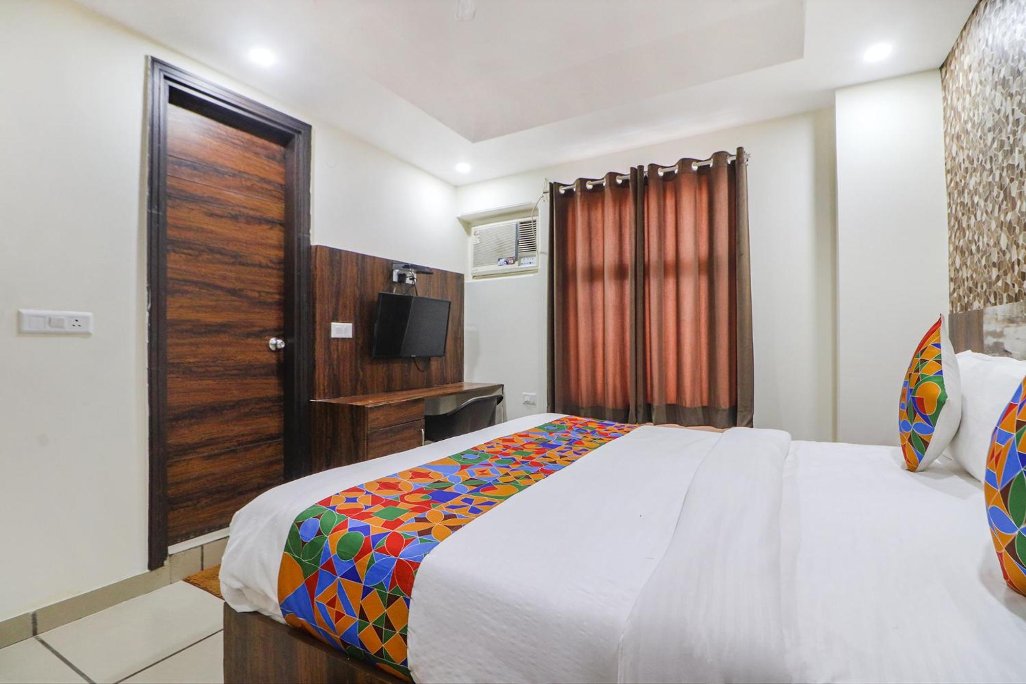 Hotel Fabhotel Kingdom Near Igi Airport