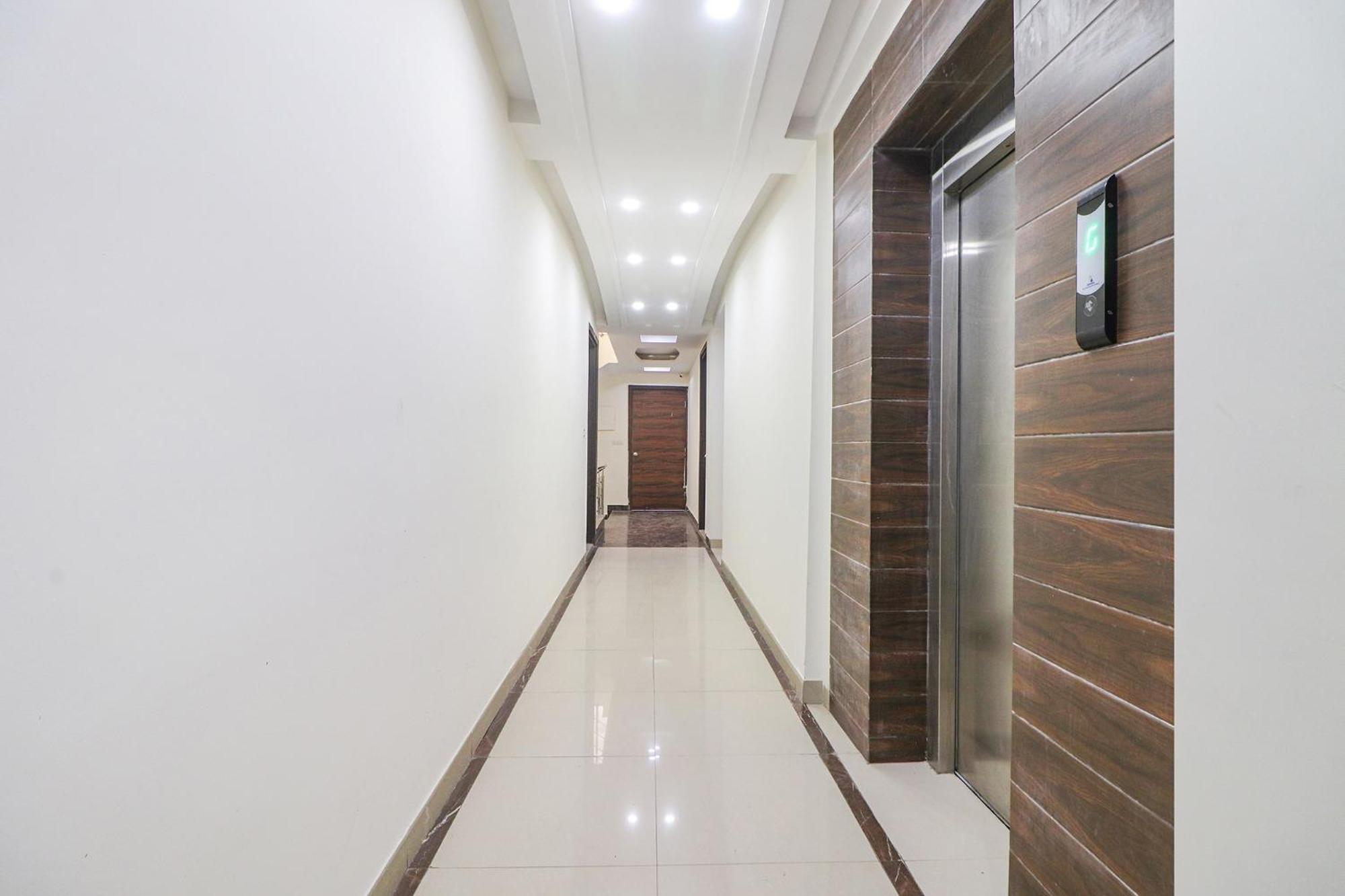 Fabhotel Kingdom Near Igi Airport New Delhi