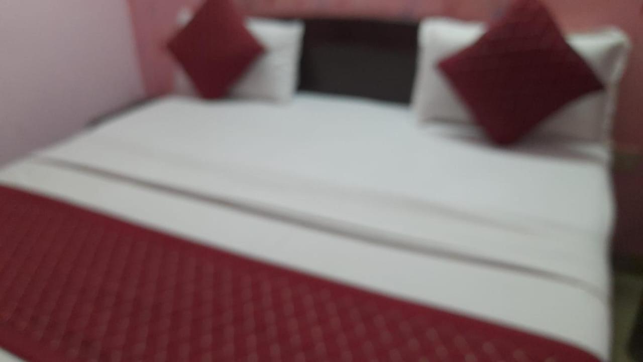Hotel Airport Pariksheet 2*