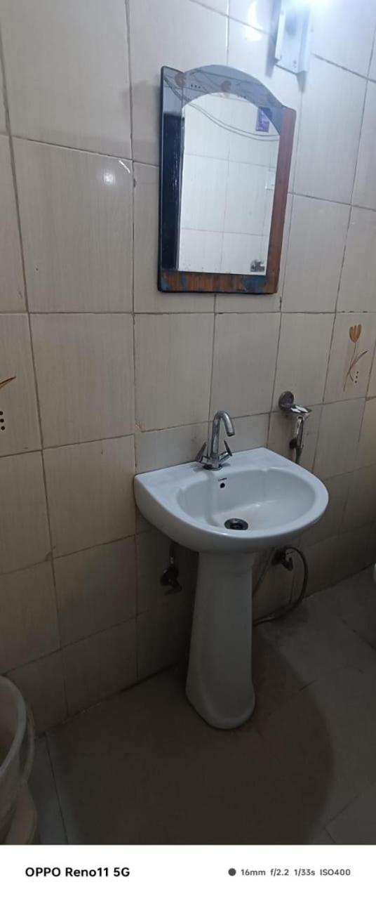 Airport Pariksheet New Delhi