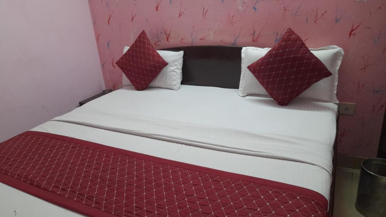 Hotel Airport Pariksheet New Delhi