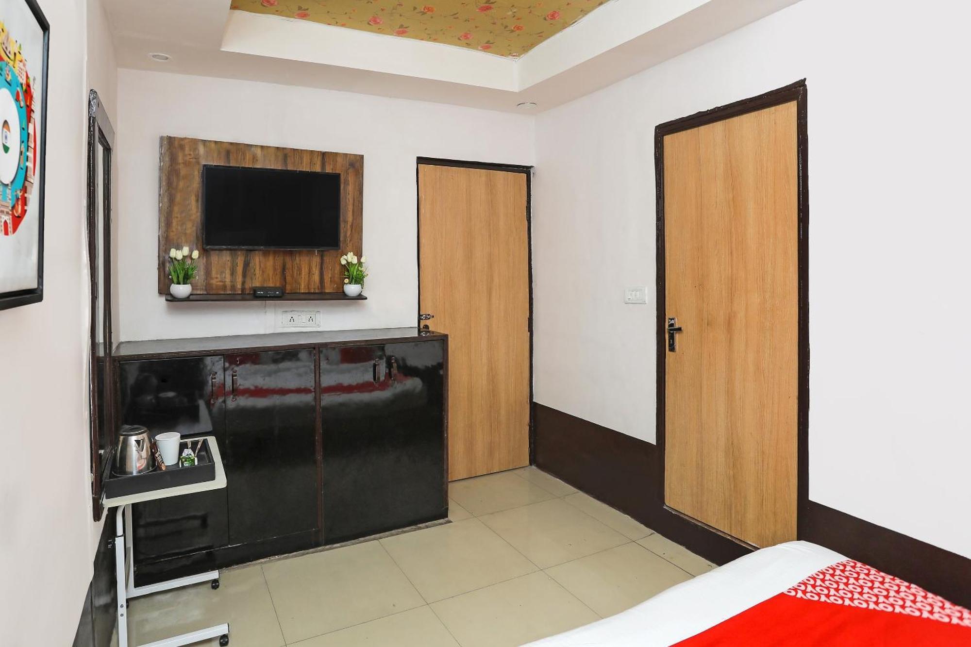 Hotel O Ocean Blue Residency Near Vs Mall