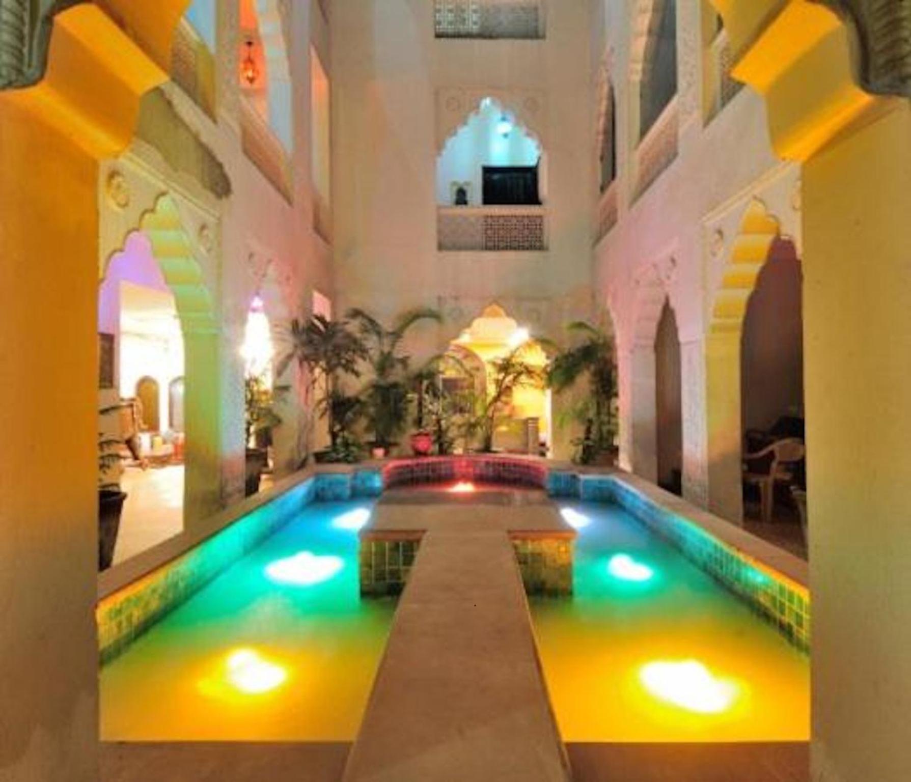 Jyoti Mahal - A Heritage - Hotel Nova Deli
