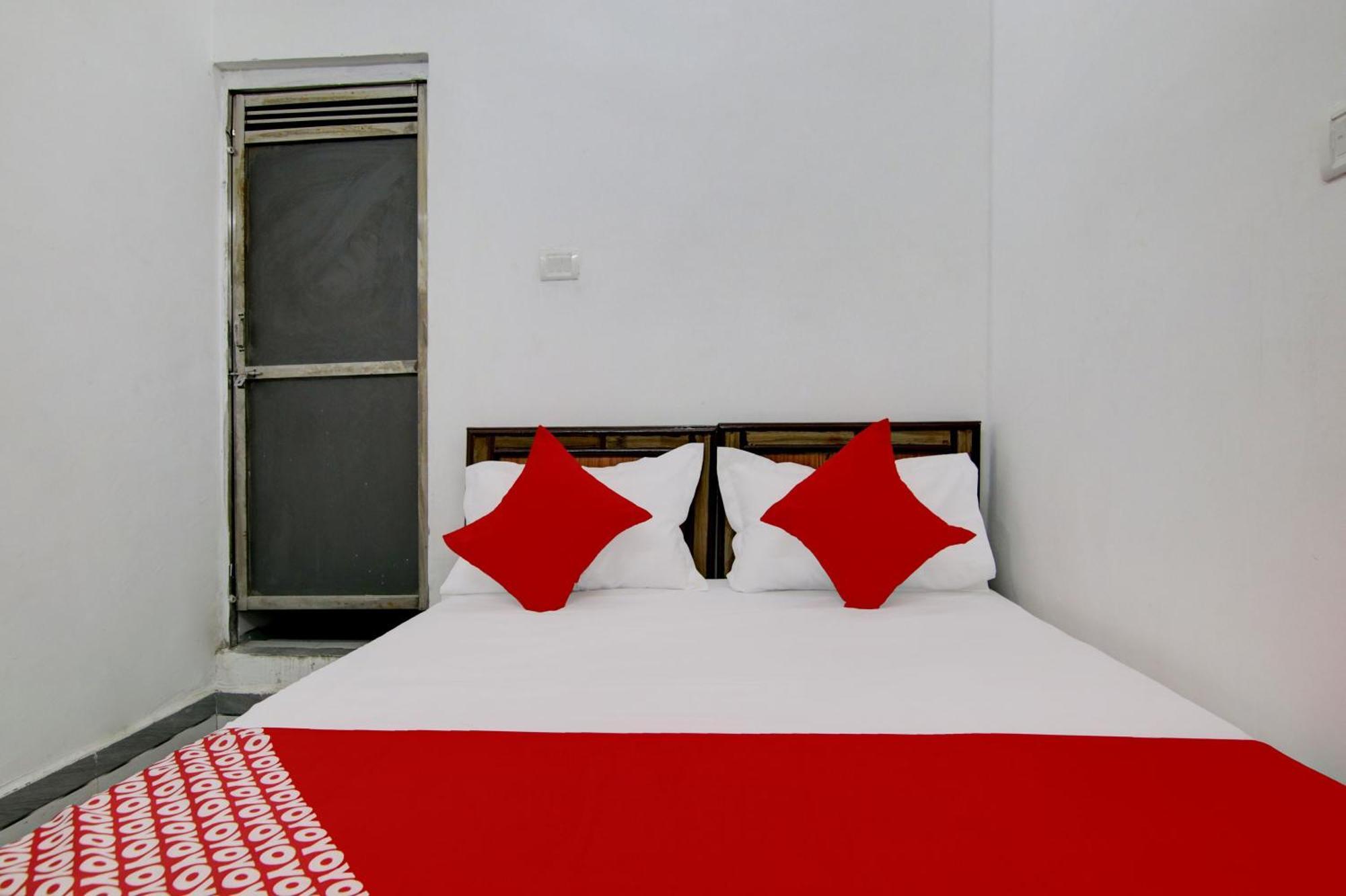 Hotel O R S New Delhi