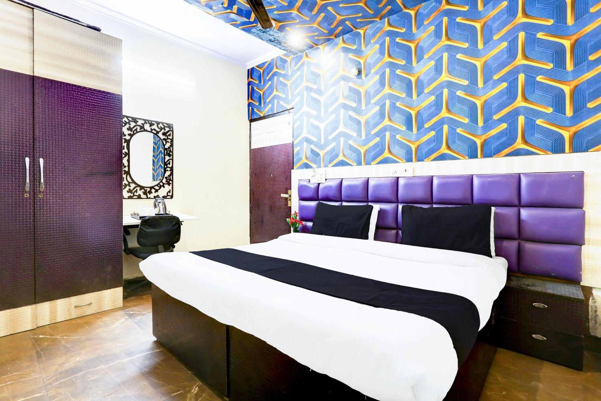 Hotel O Akash New Delhi