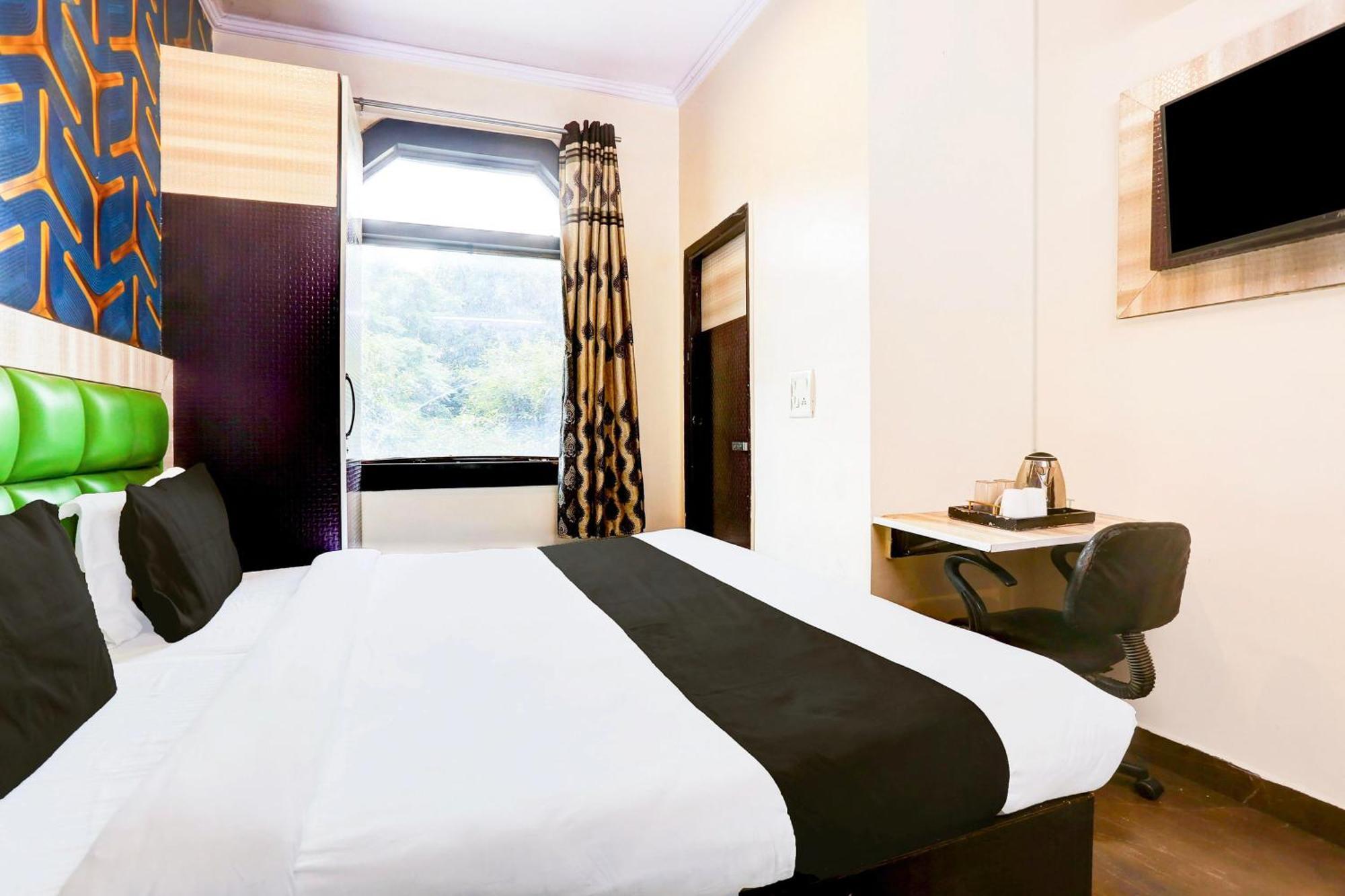 Hotel O Akash 3*