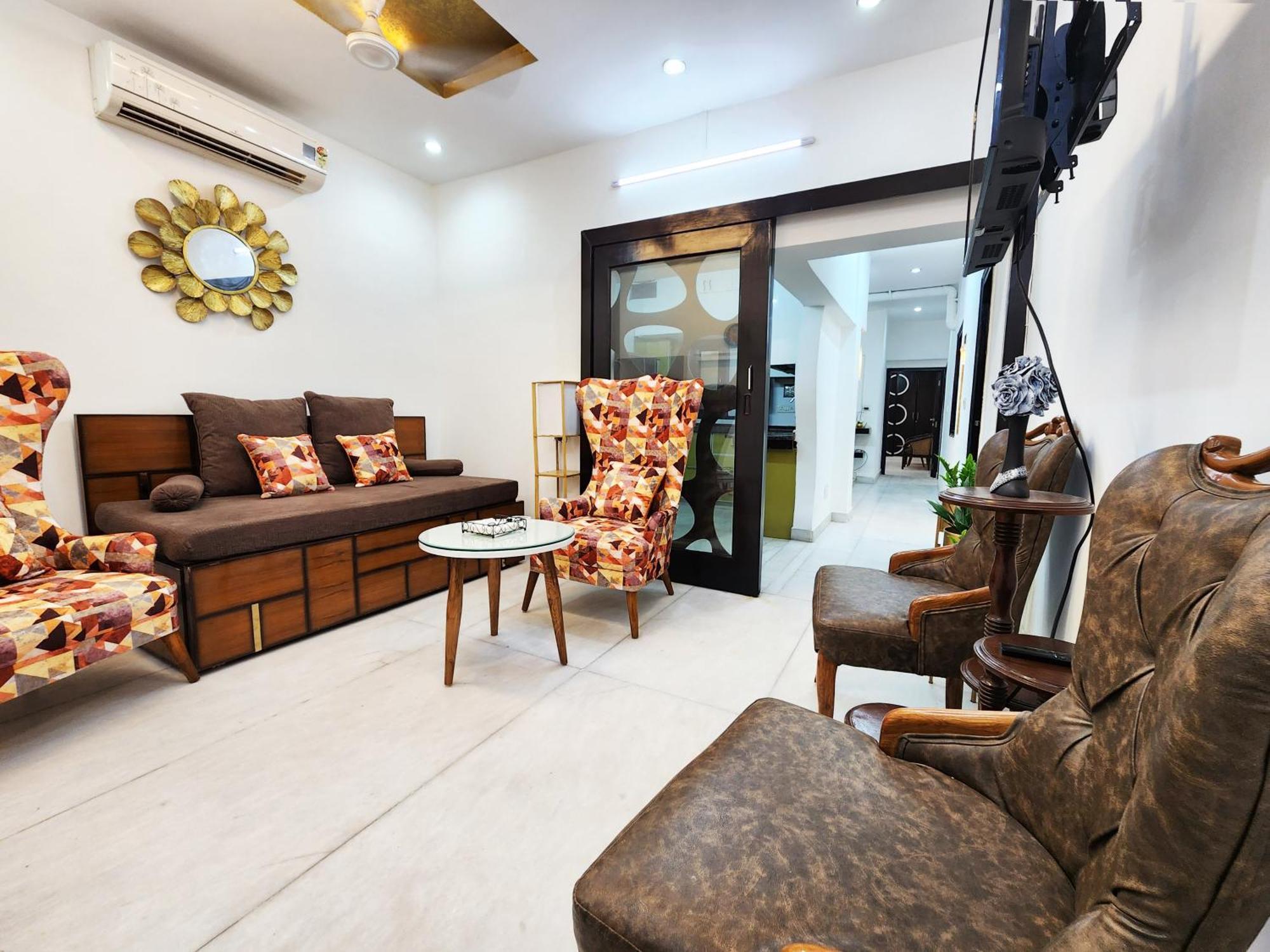 Apartment Spacious 2bhk With Big Bedrooms And Kitchen 7 *