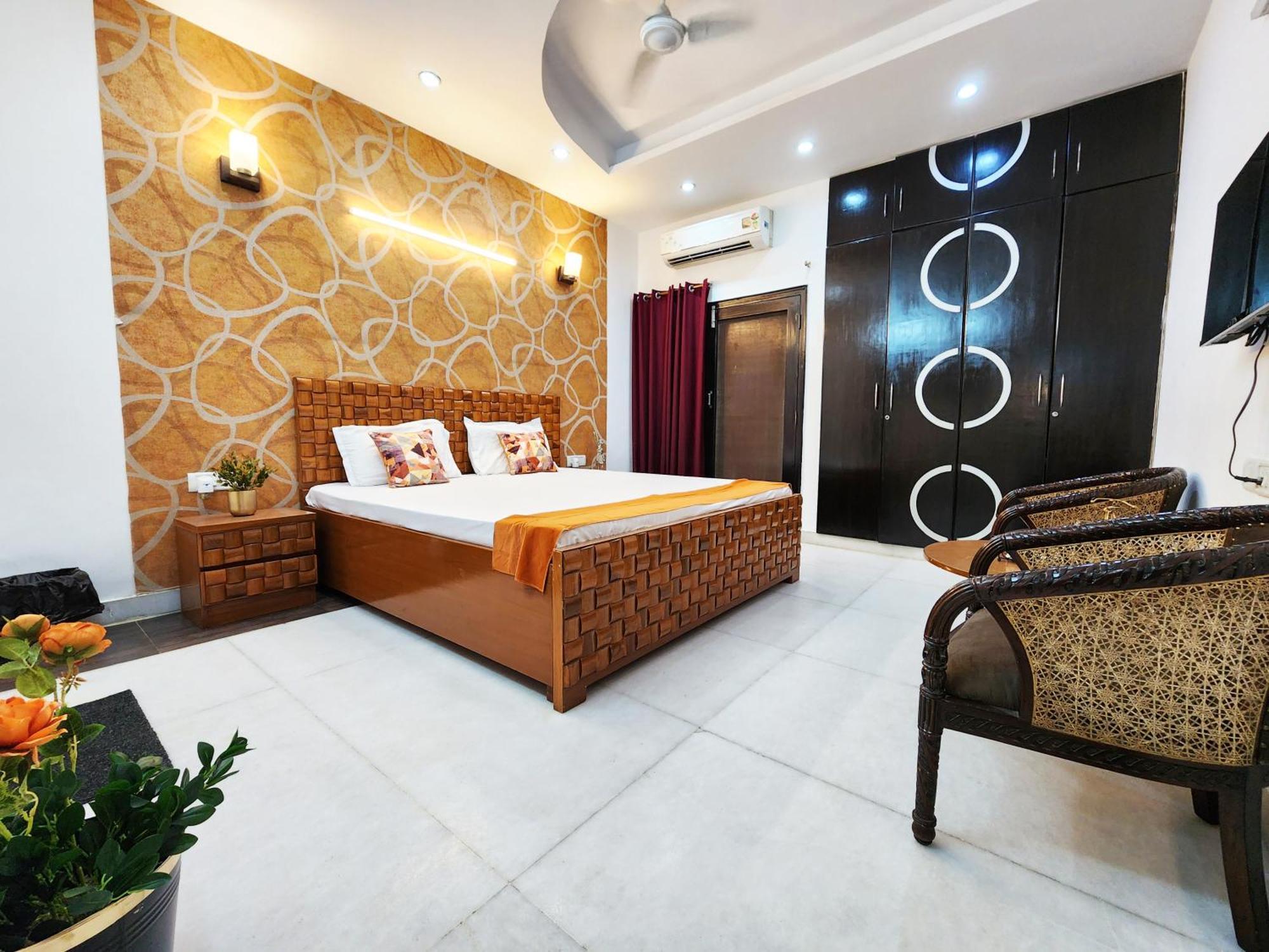 Apartment Spacious 2bhk With Big Bedrooms And Kitchen 7