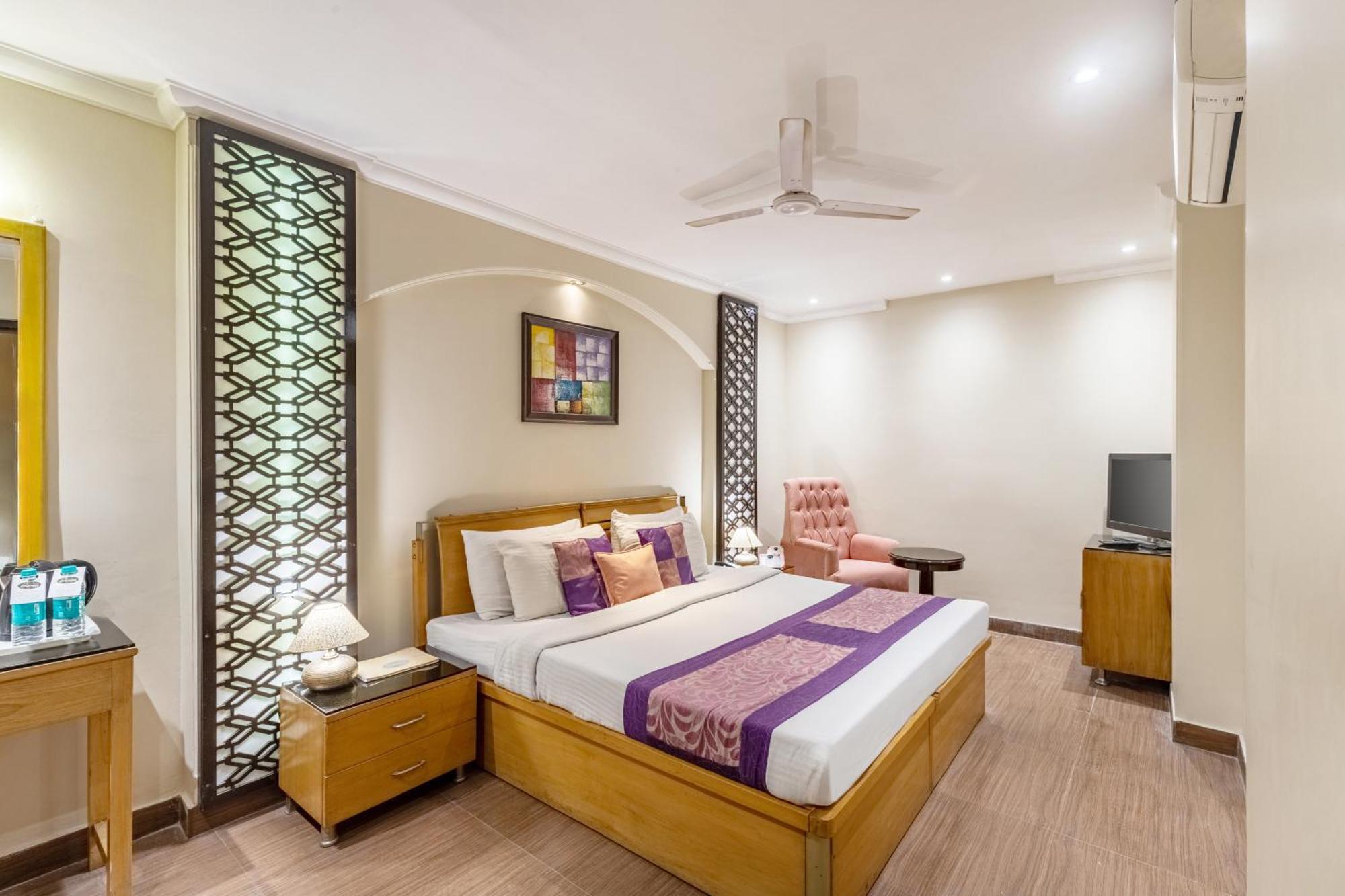 Alaya Emperor Palms Hotel Delhi (National Capital Territory of India)