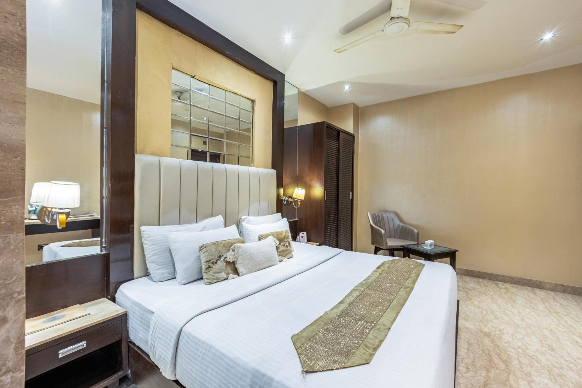 Hotel Alaya Emperor Palms