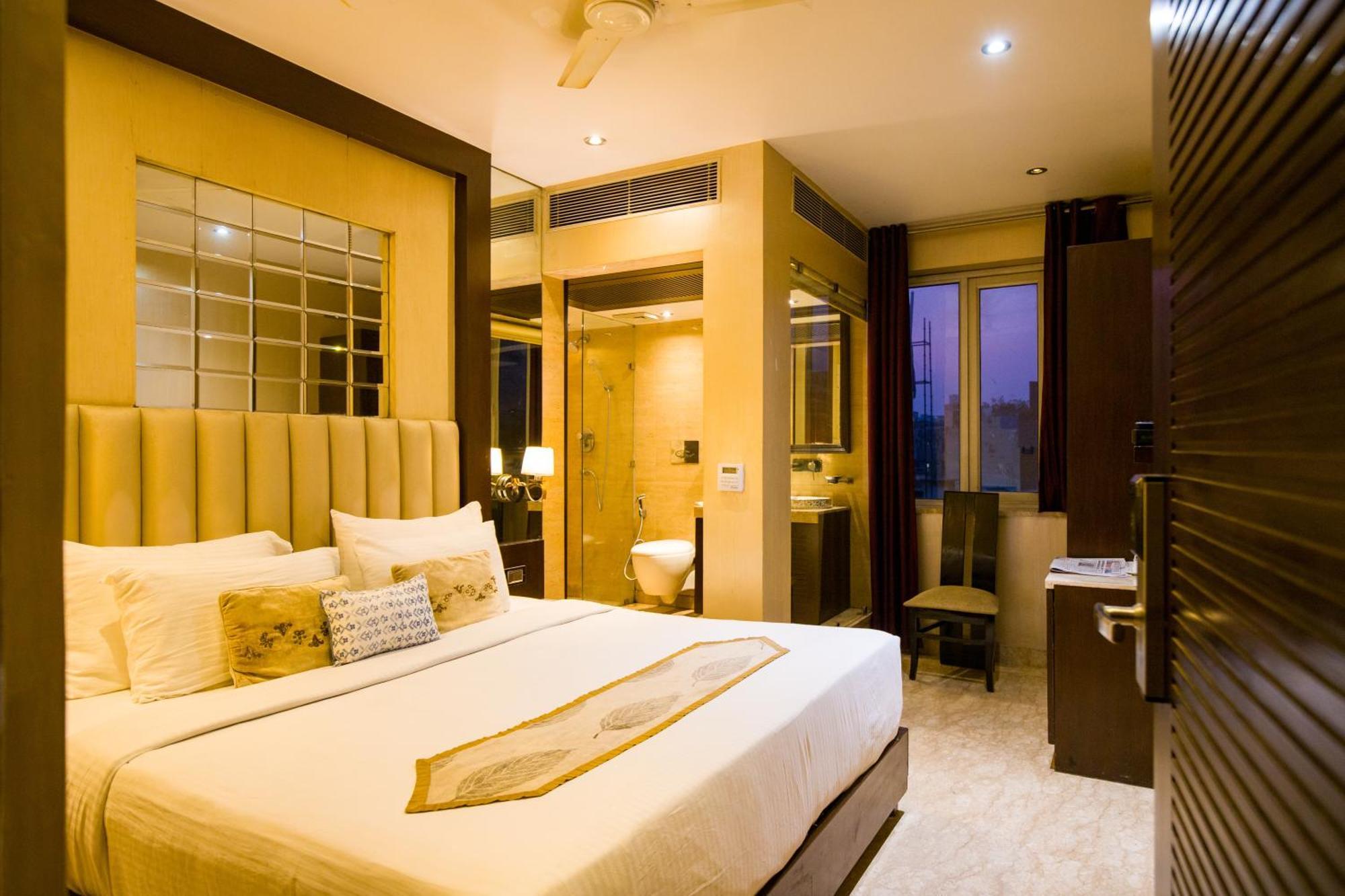 Hotel Alaya Emperor Palms