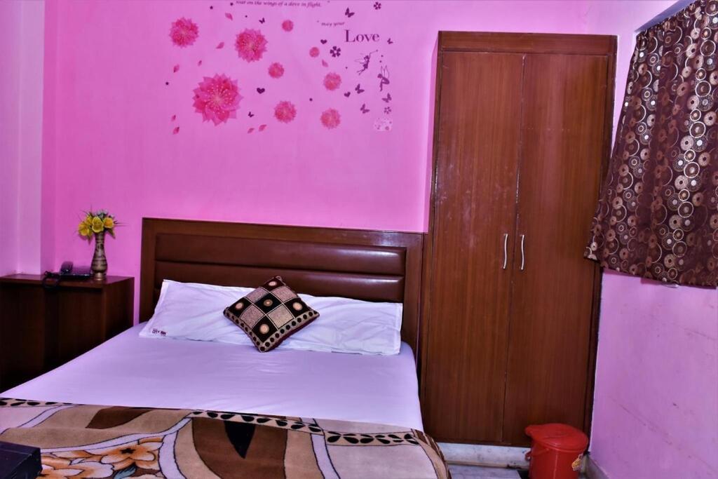 City In Dxx Hotel 3*