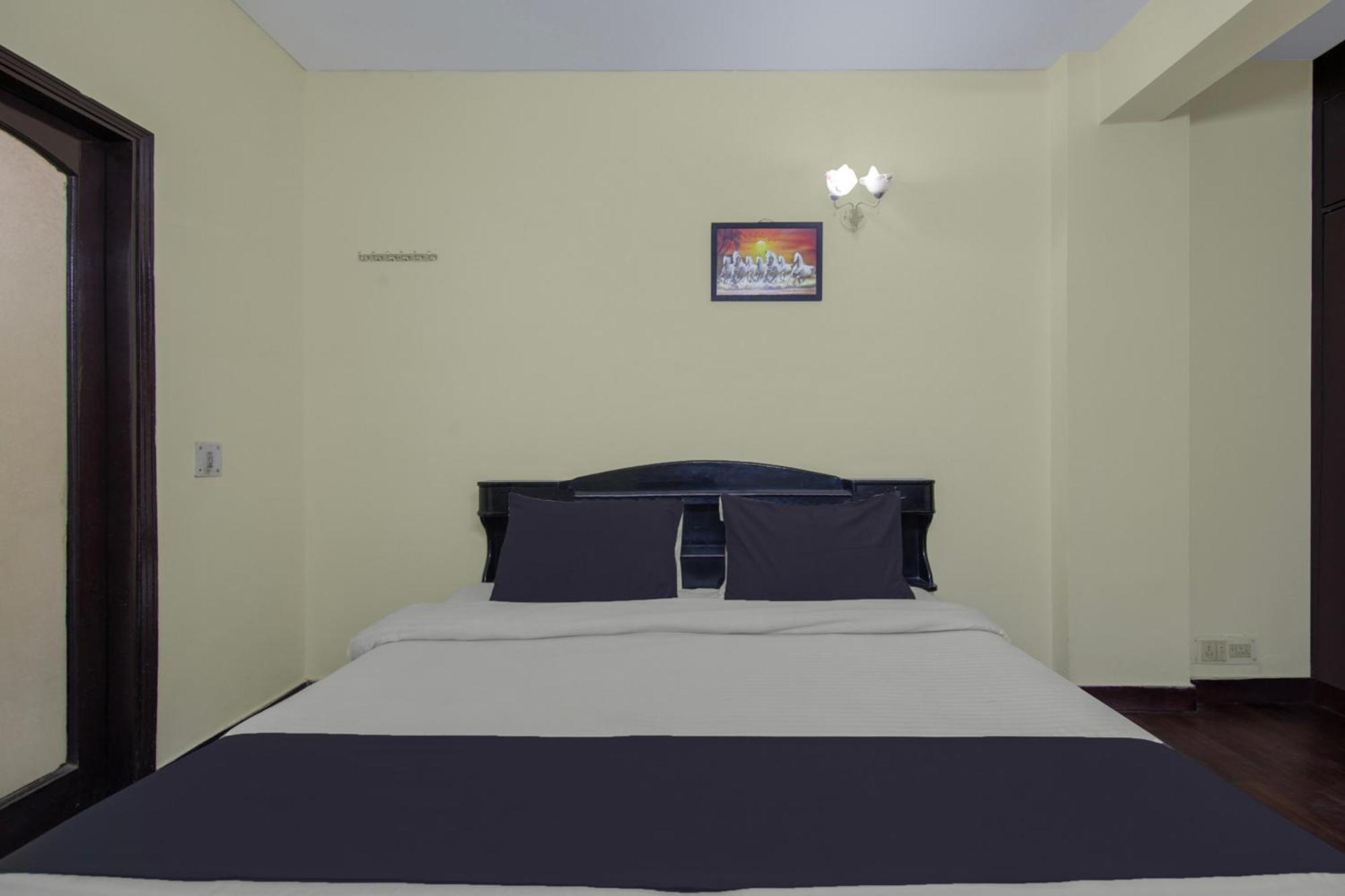 Hotel O Malhotra Bnb Hotel 3*