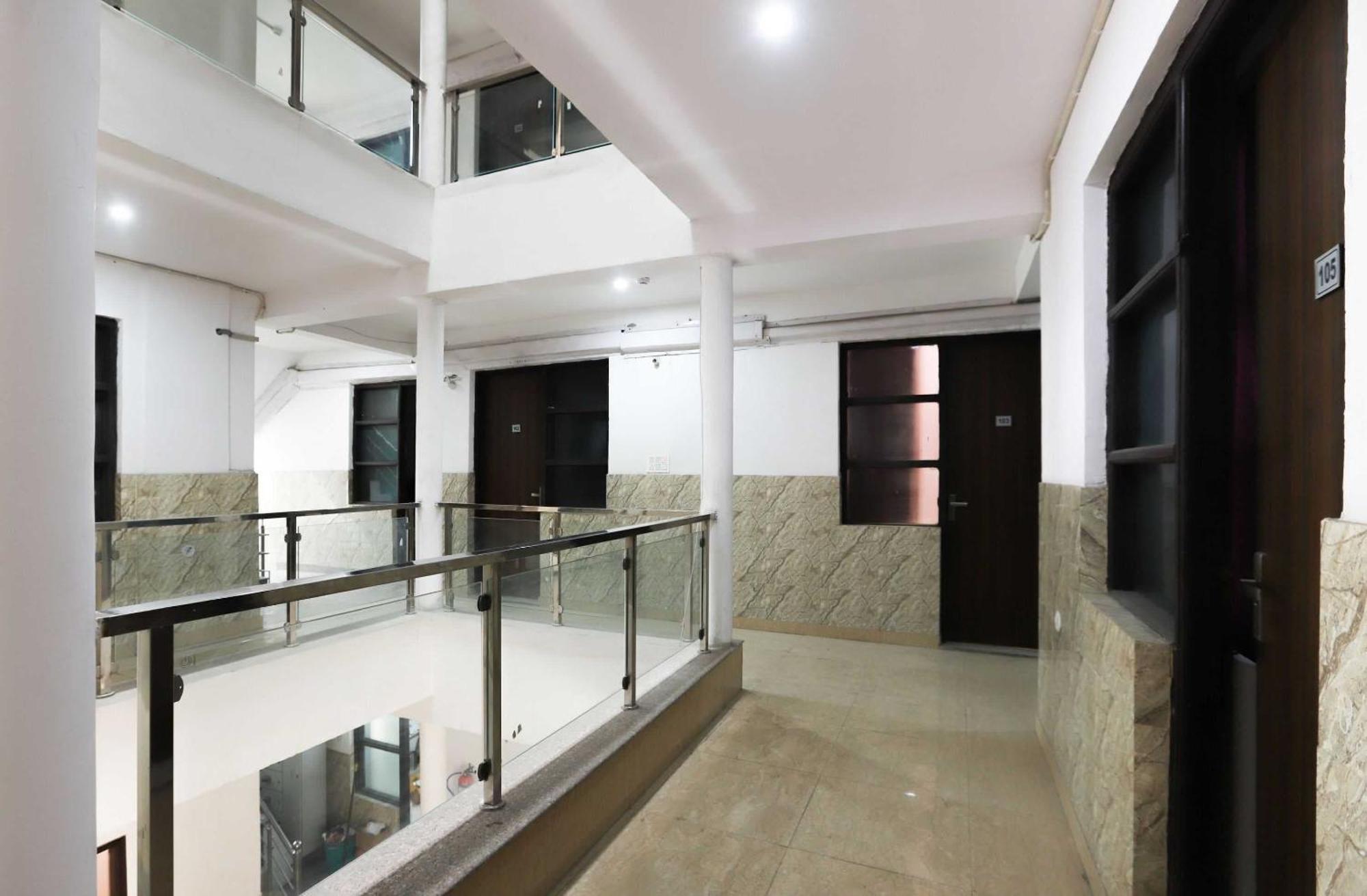 O Noida 4* Delhi (National Capital Territory of India)