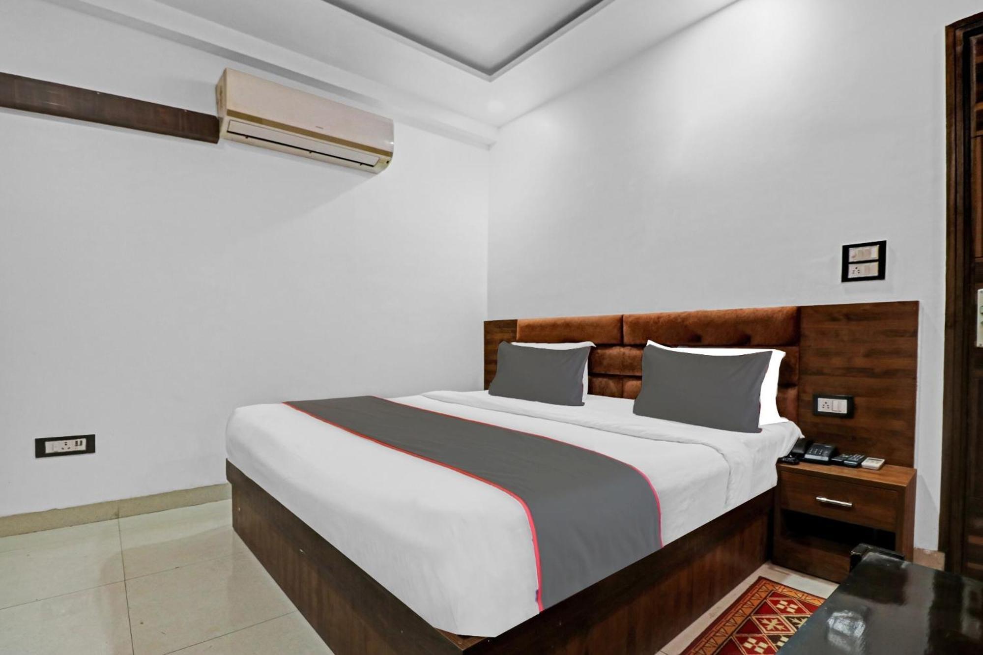O Bharat Near Indira Gandhi International Airport 3* New Delhi
