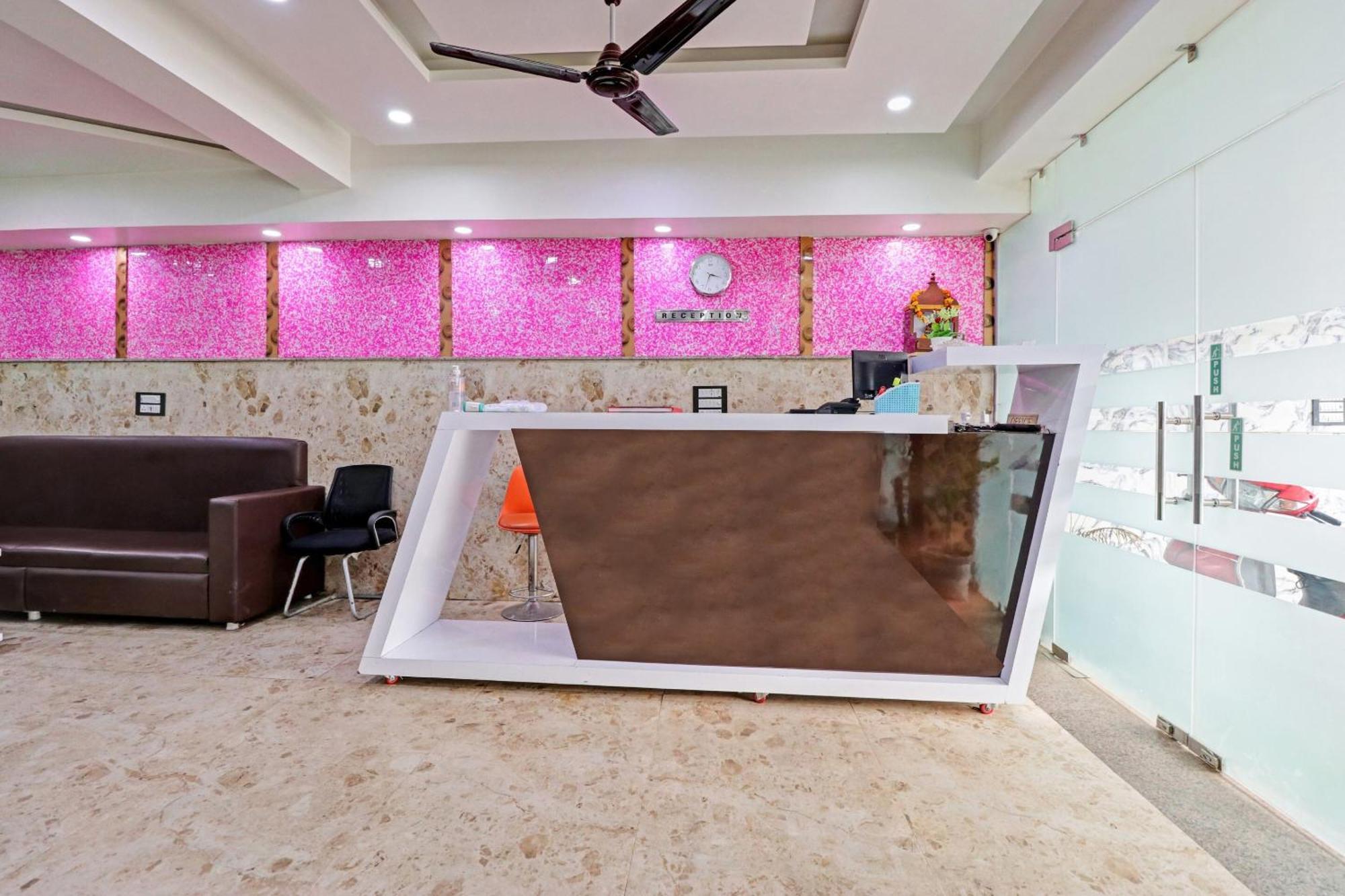Hotel O Bharat Near Indira Gandhi International Airport New Delhi