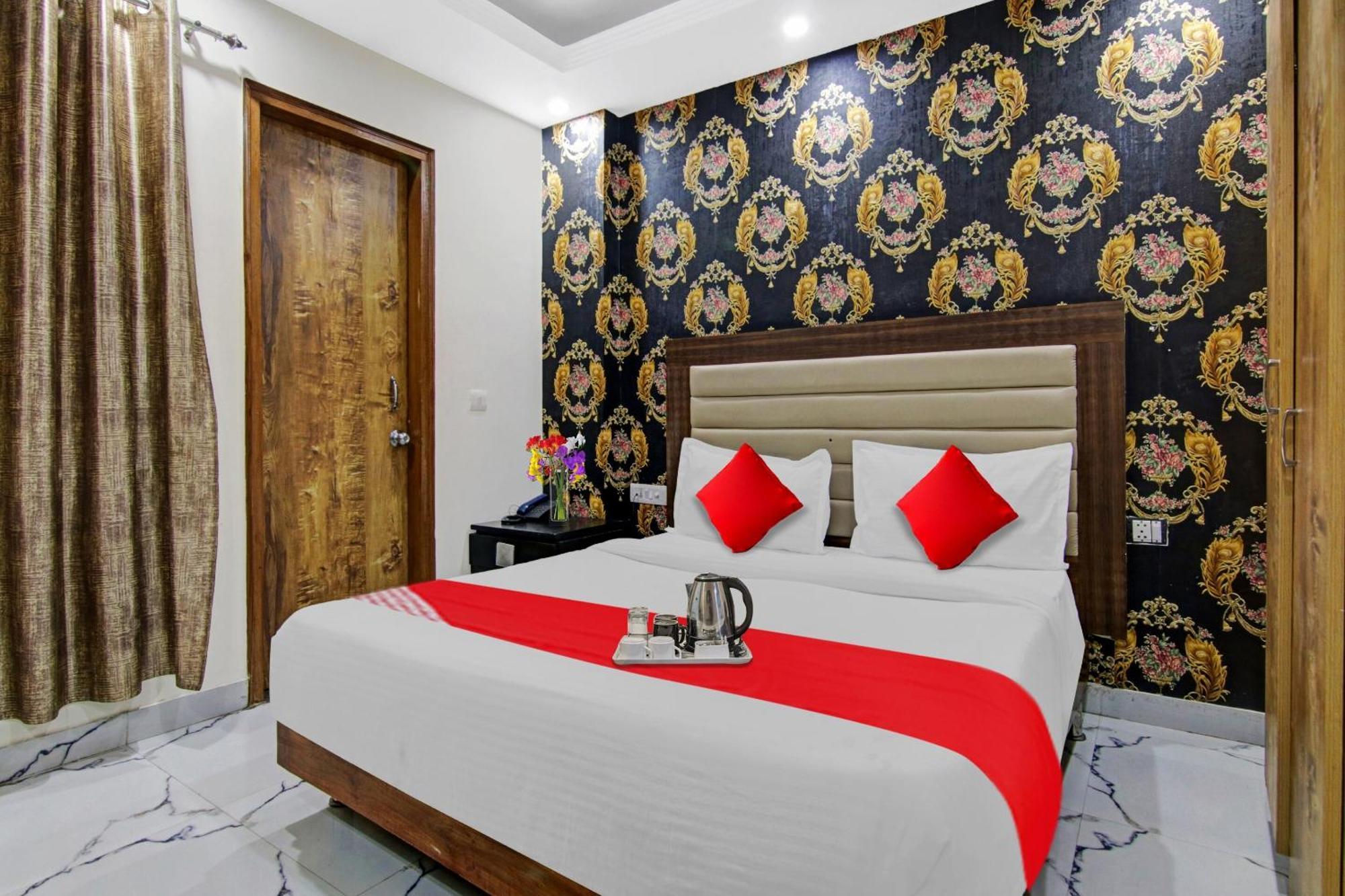 O Airport Gross Hotel New Delhi