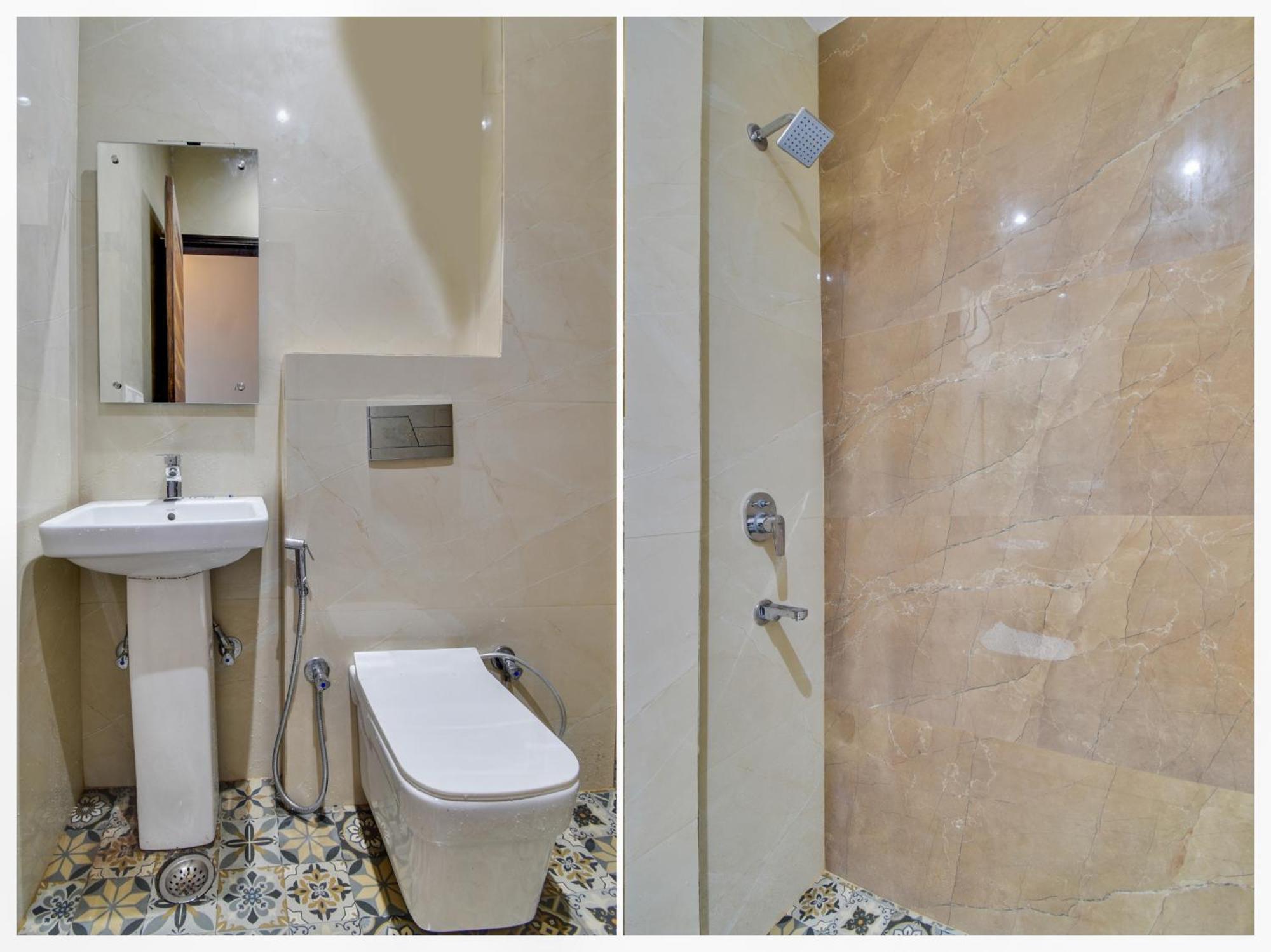 Hotel O Iris Lite