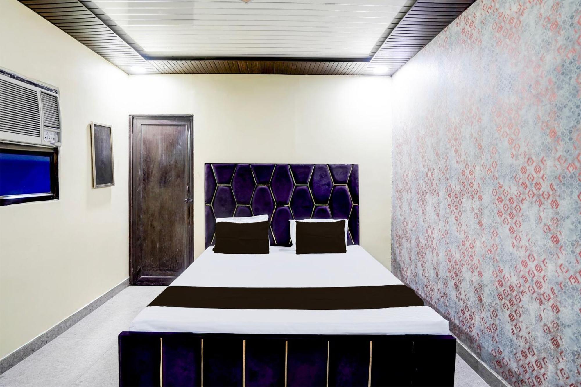 O Blue Vart Hotel New Delhi