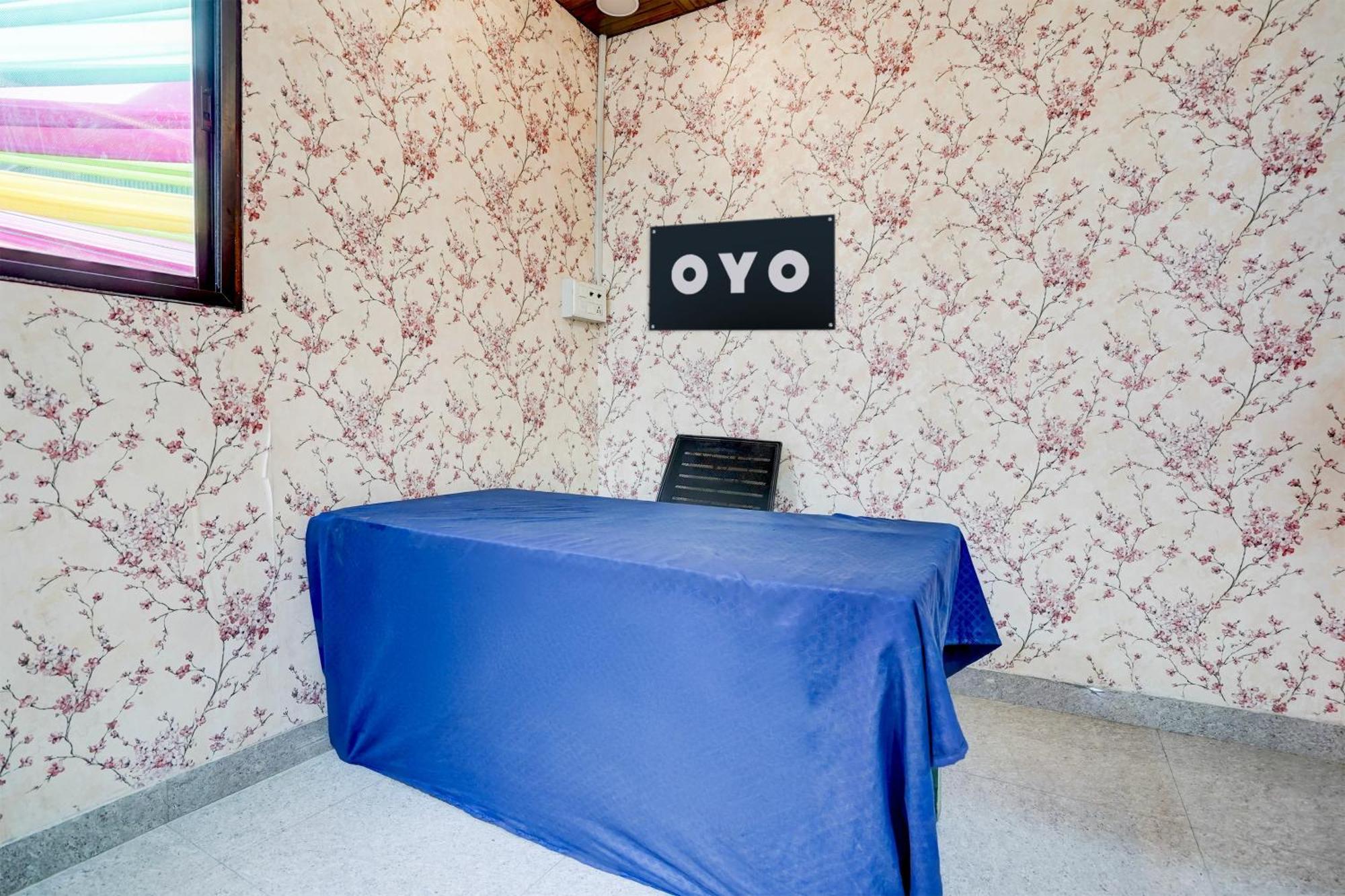 O Blue Vart 3* New Delhi