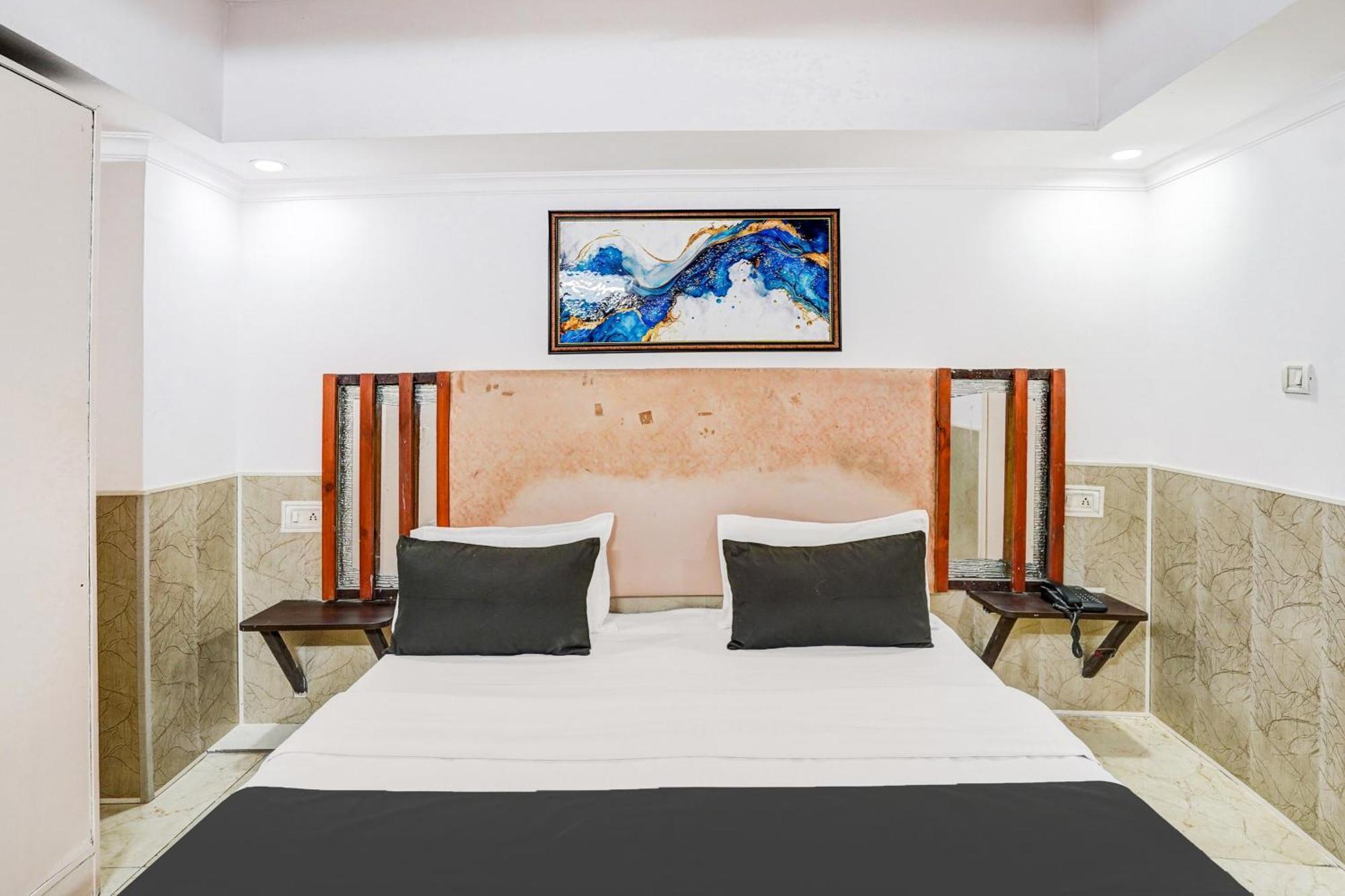 O Saffron-blu New Delhi