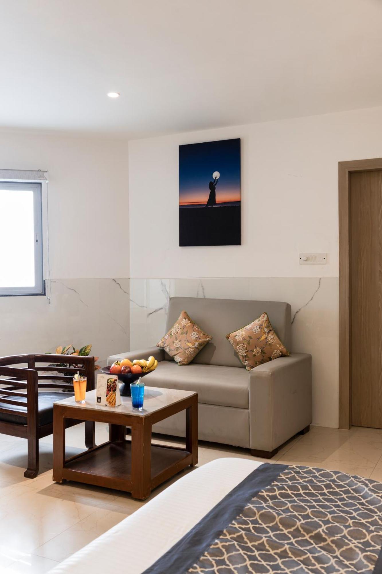 Delhi 37 By Star Group Hotel 4*