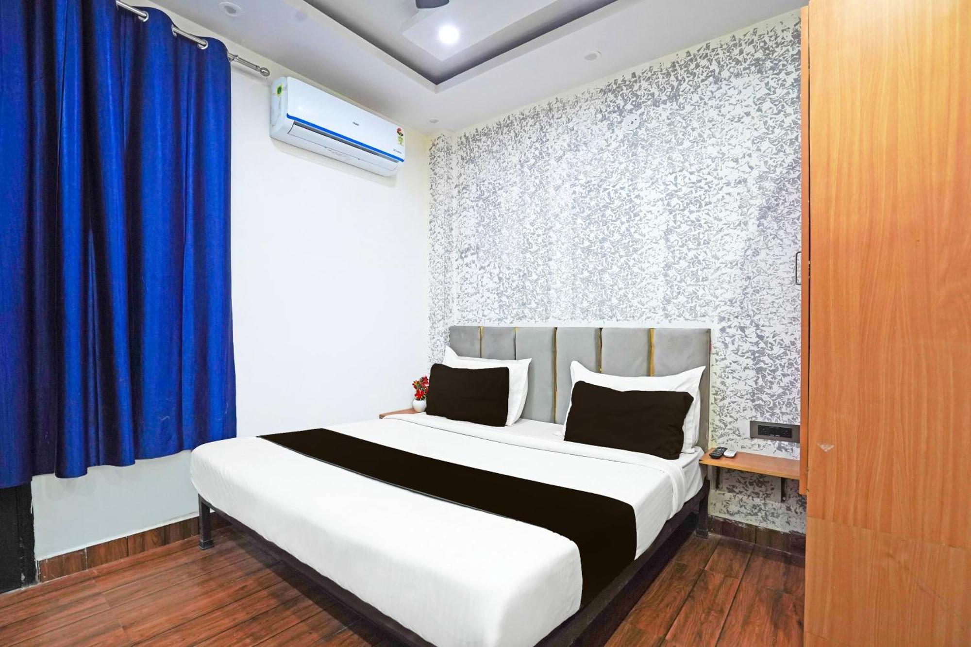 Twamev Residency Hotel 4*