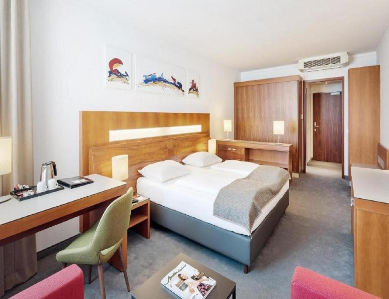 Hotel Tu Casa Delhi Airport