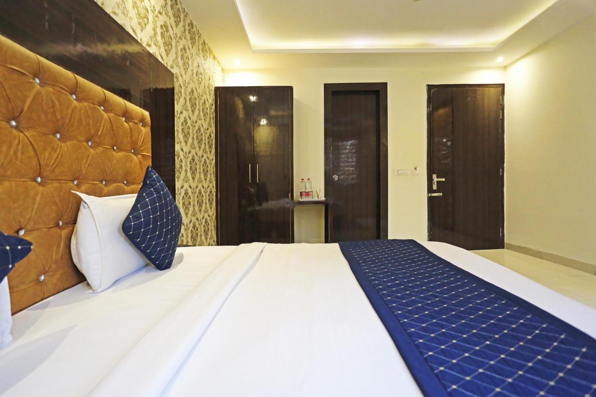 Hotel Grand Iconic Near Igi Airport New Delhi