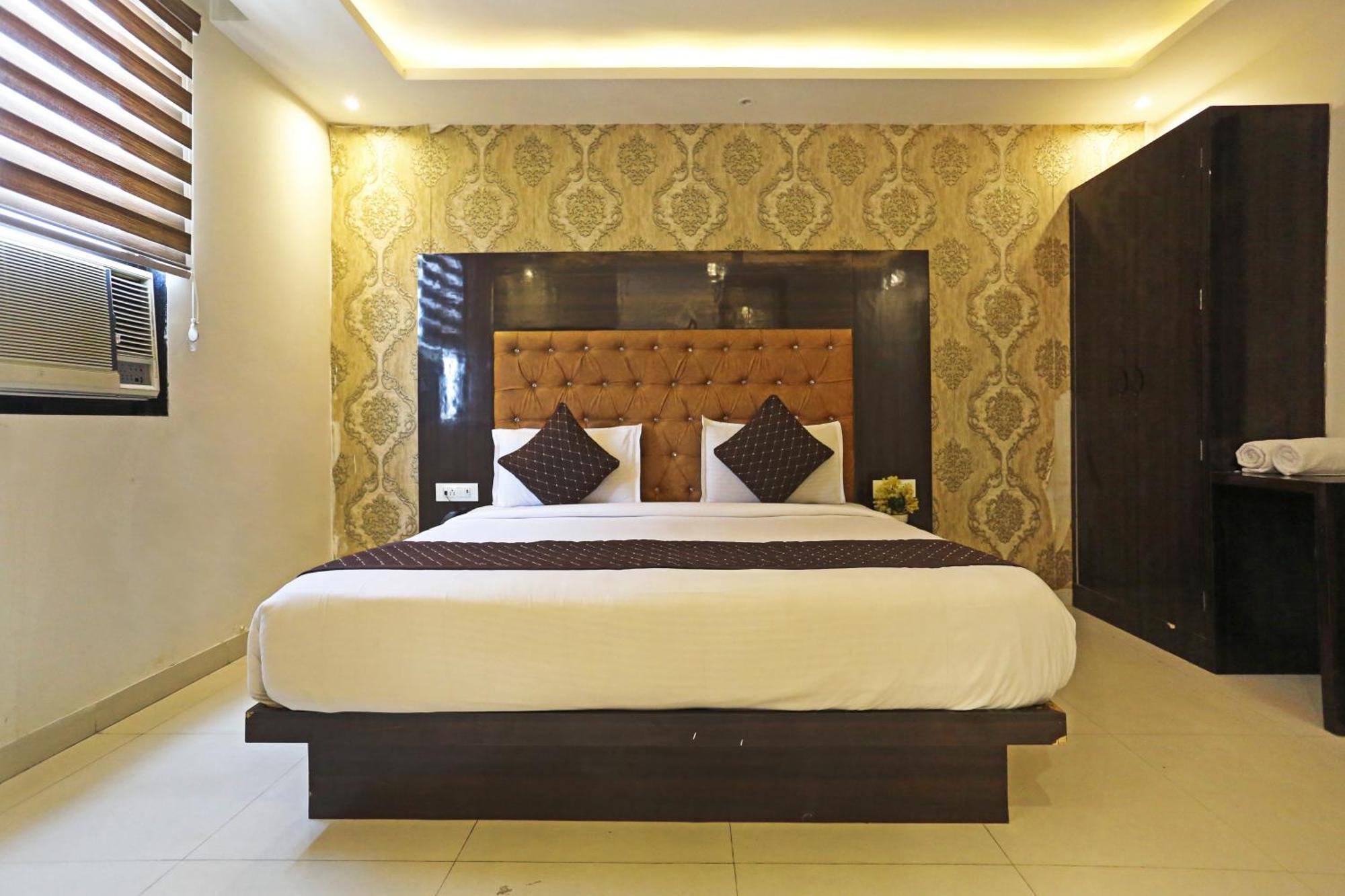 Hotel Grand Iconic Near Igi Airport New Delhi