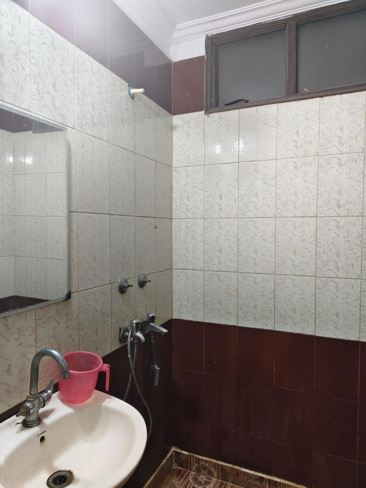 J Joy - Karol Bagh 3* Delhi (National Capital Territory of India)