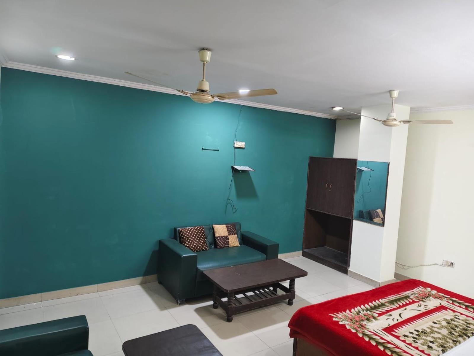 J Joy - Karol Bagh Delhi (National Capital Territory of India)