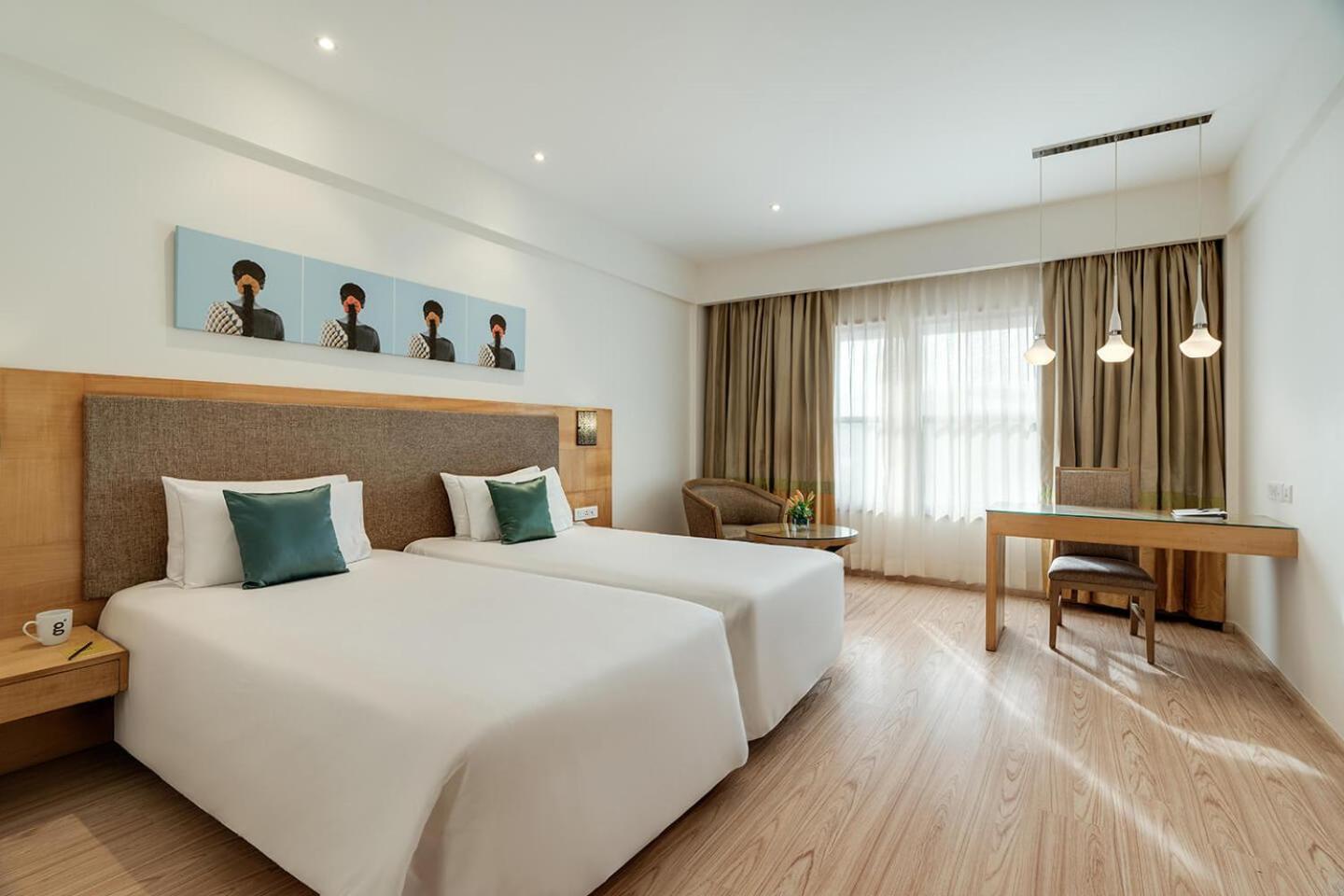 Pacific Near Delhi Airport Hotel 4*