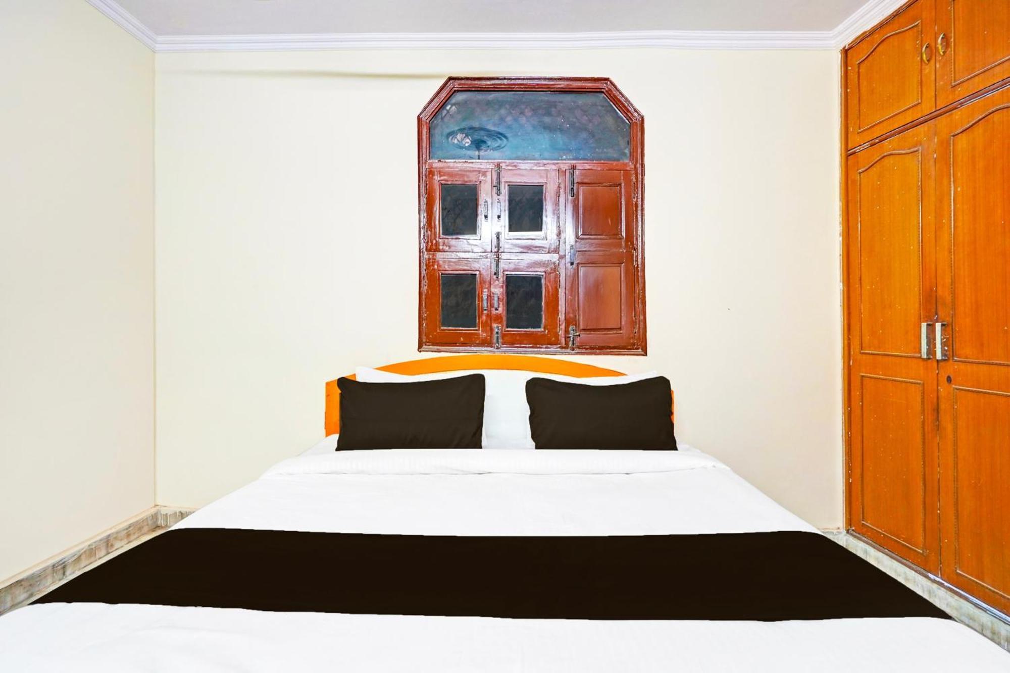 O Jps Lux Hotel Delhi (National Capital Territory of India)