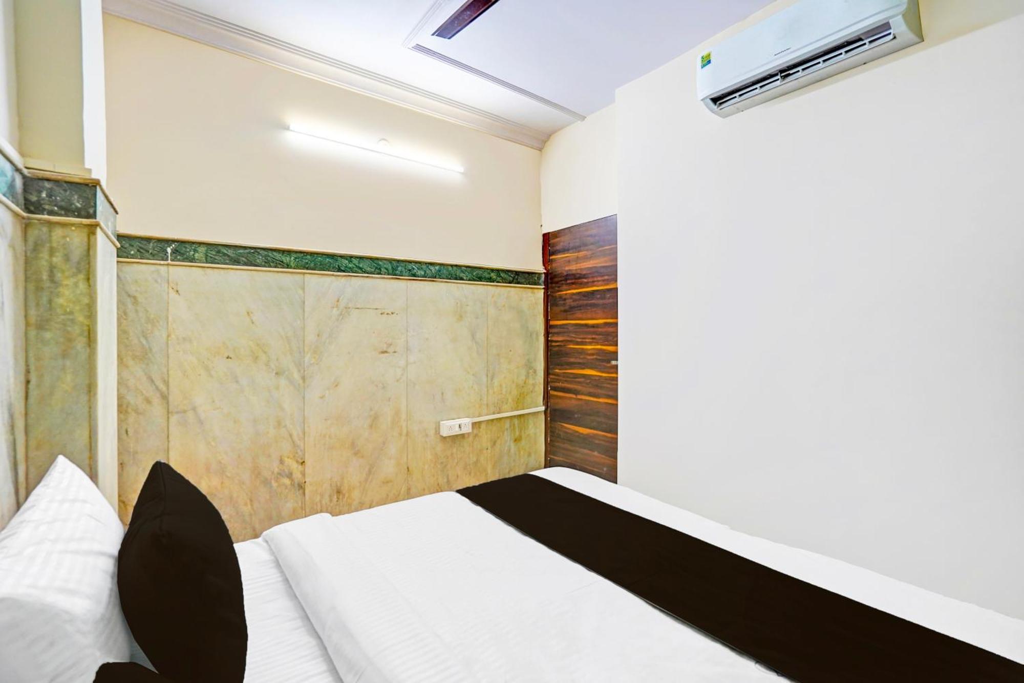 Hotel O Jps Lux